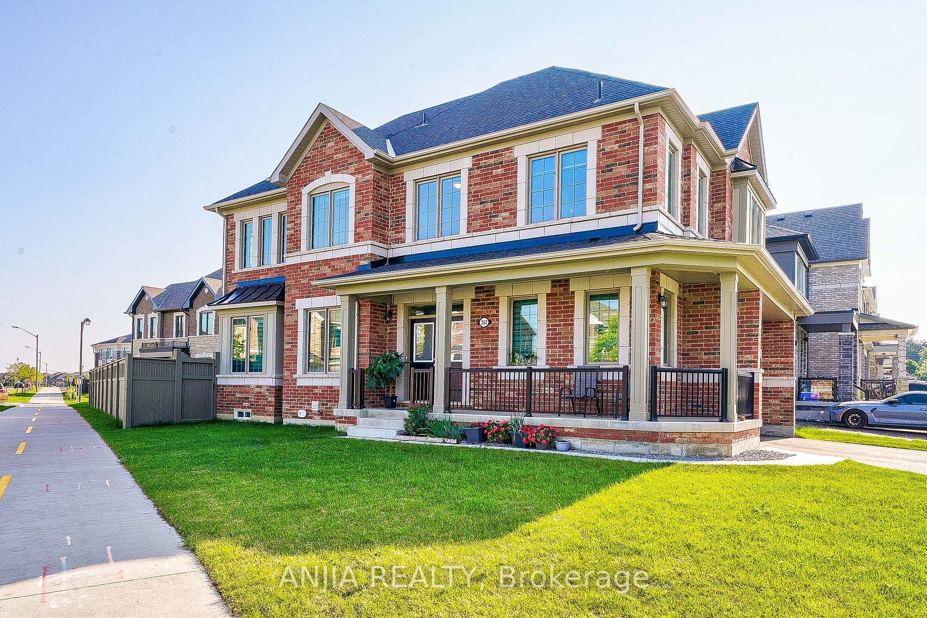 262 Beaverbrae Drive