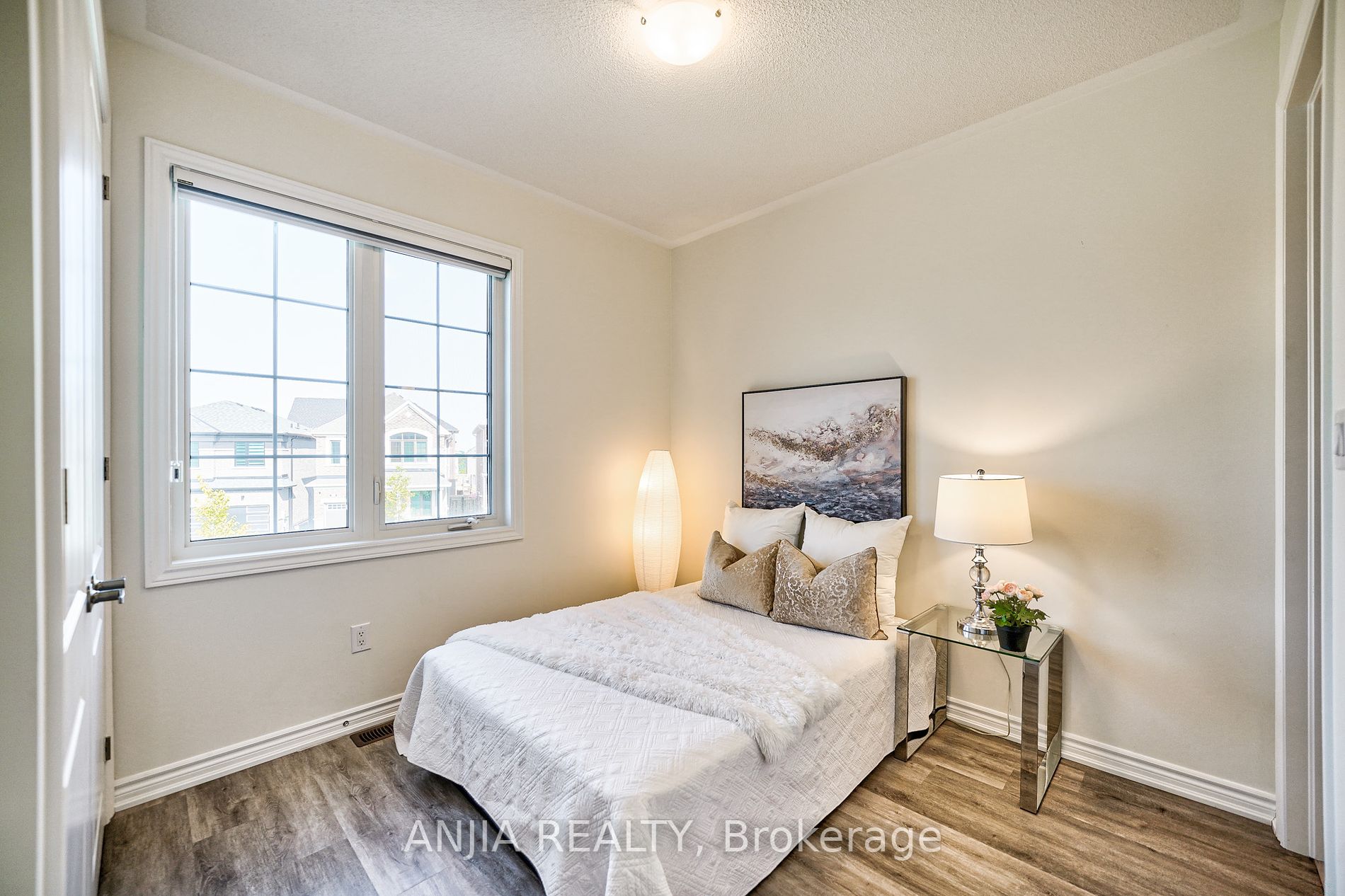 262 Beaverbrae Drive