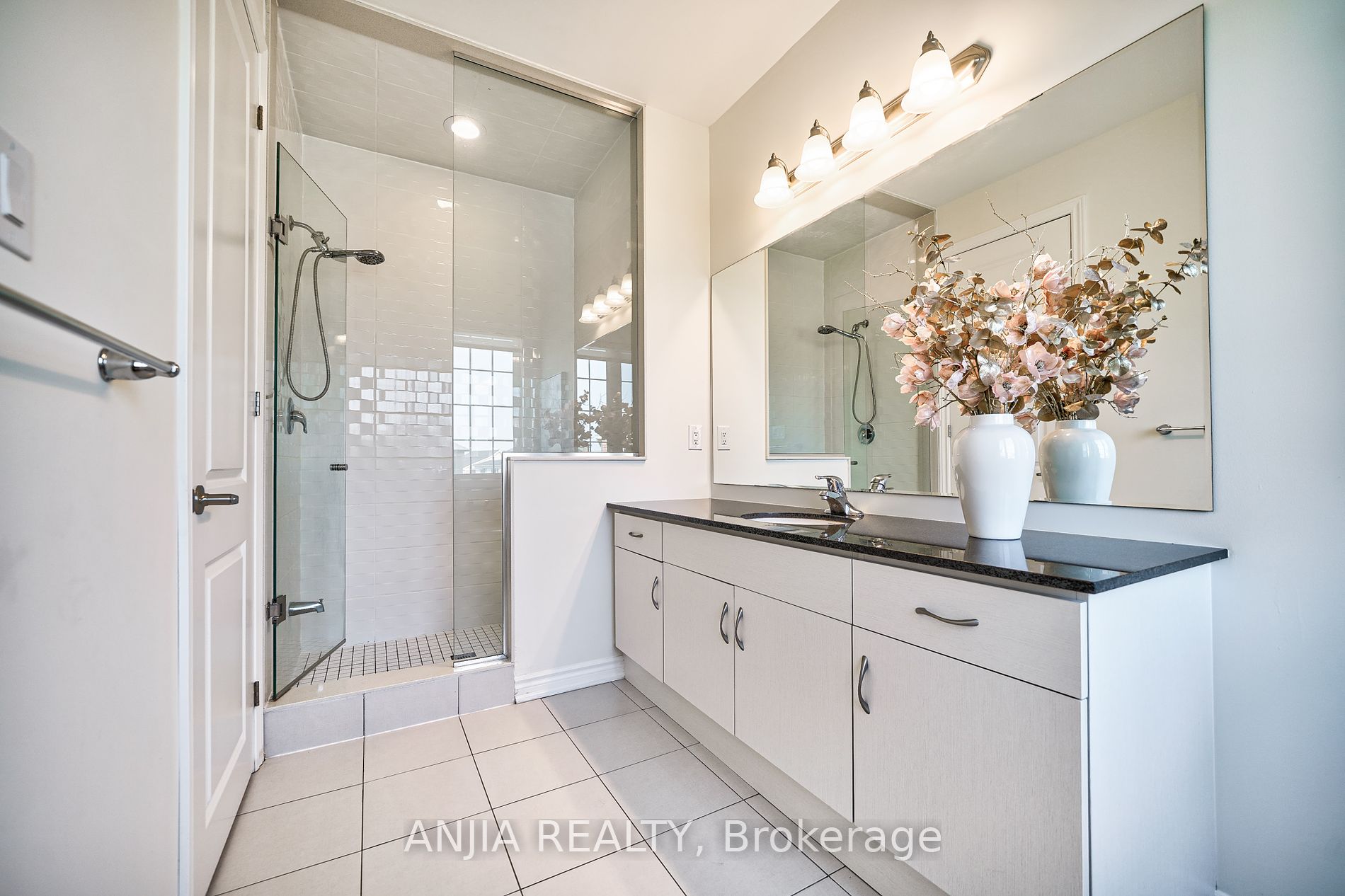 262 Beaverbrae Drive