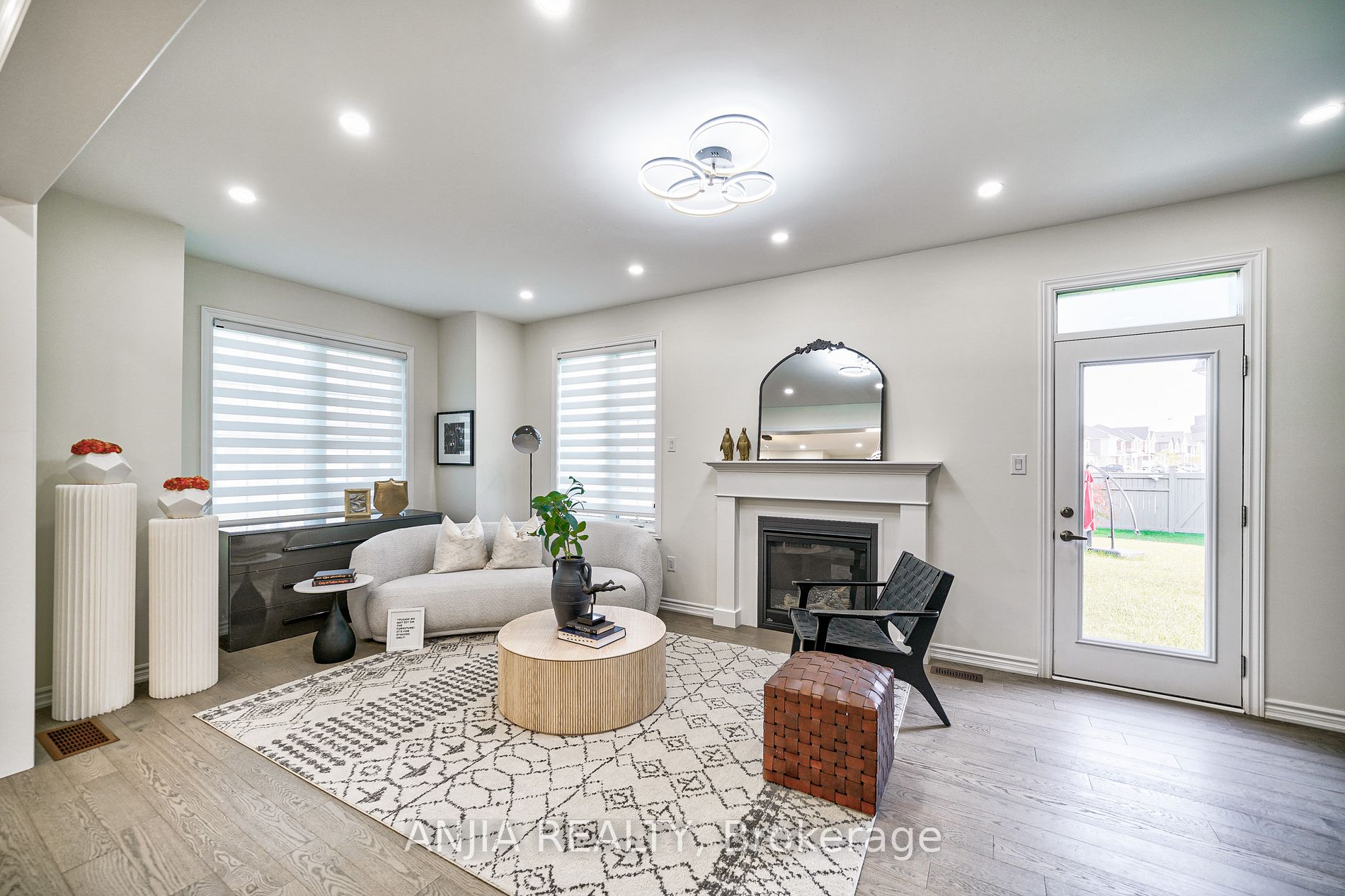 262 Beaverbrae Drive