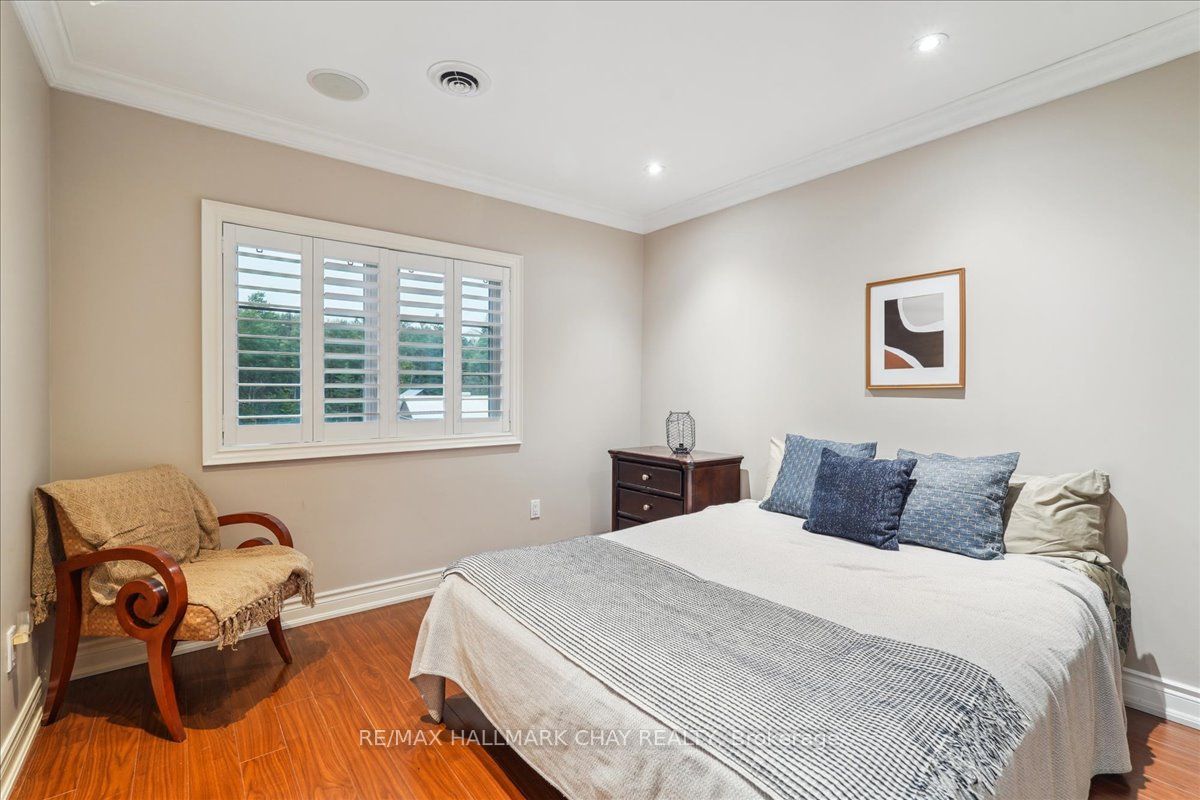 21940 Mccowan Road