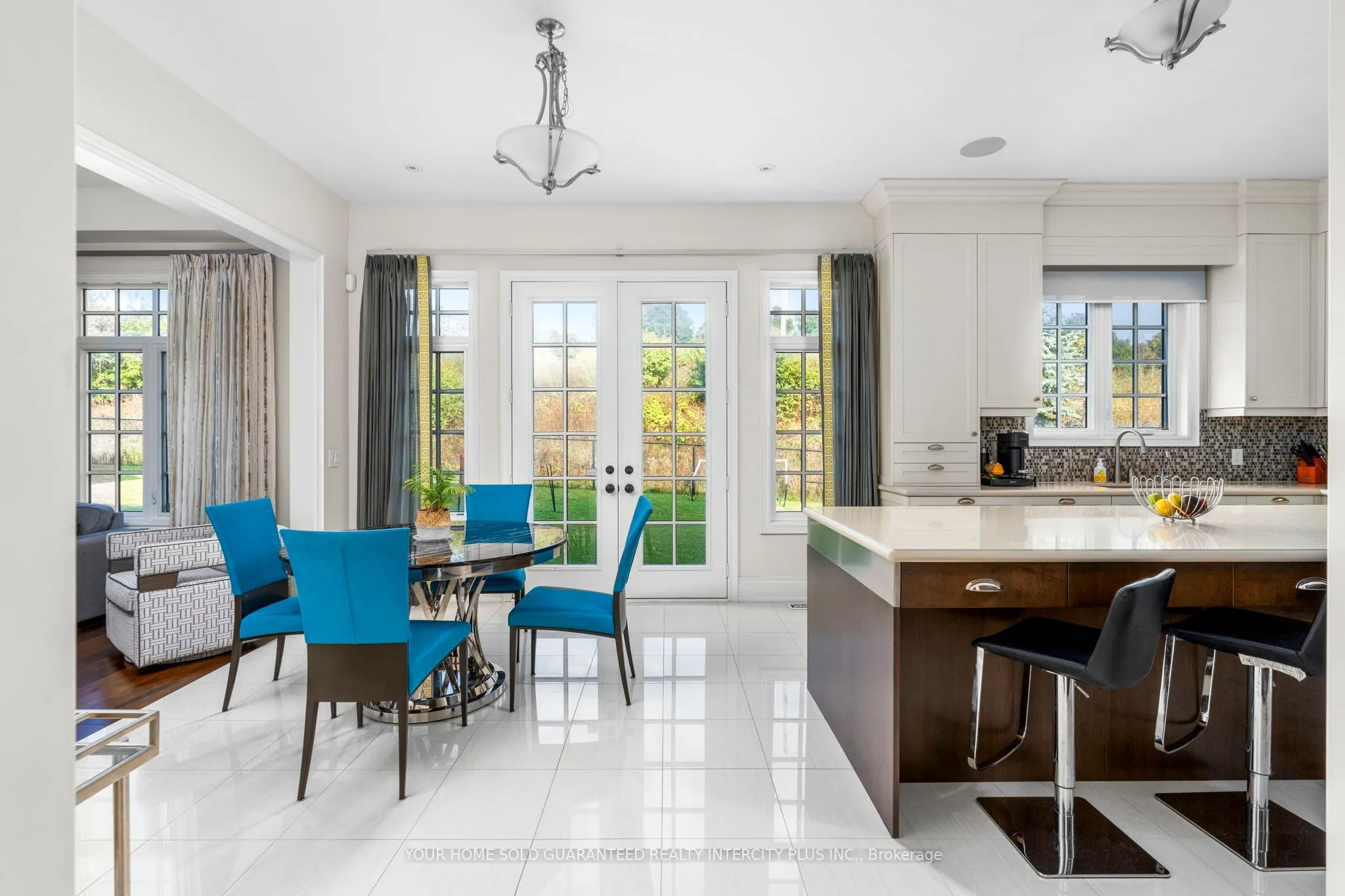 35 Annsleywood Court