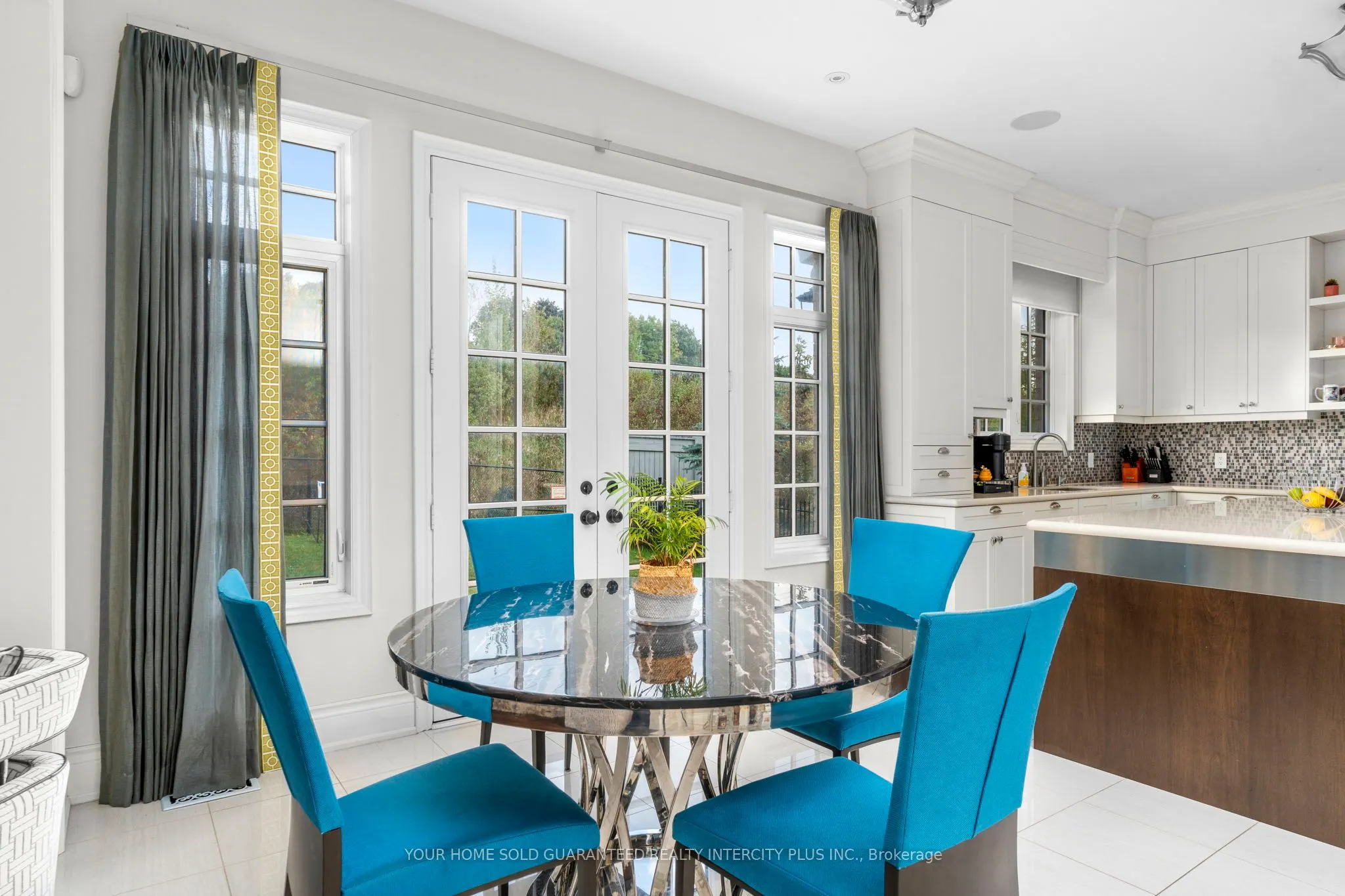 35 Annsleywood Court