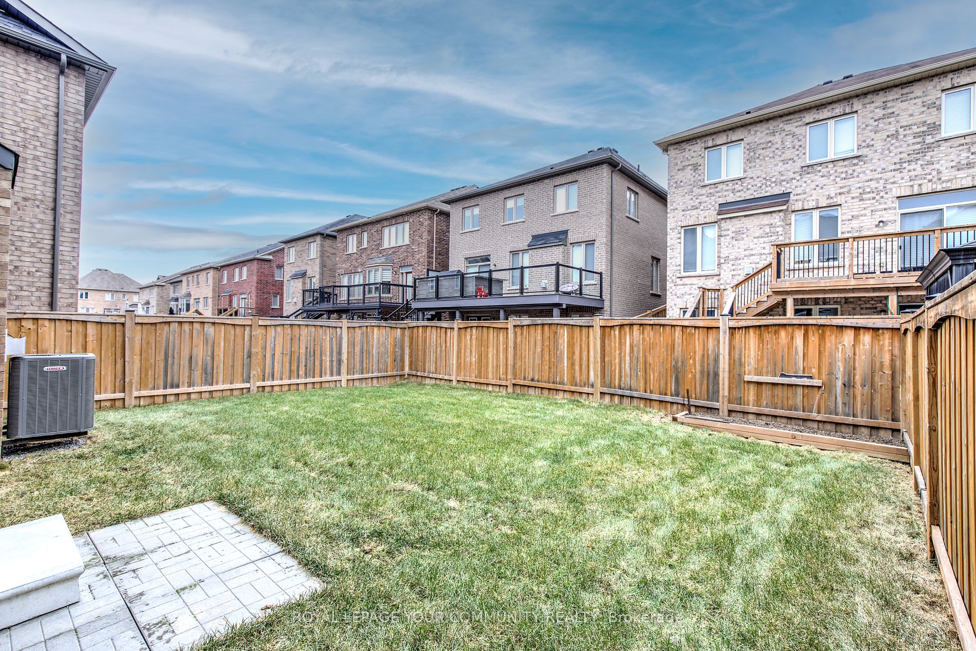 14 Beaconsfield Drive