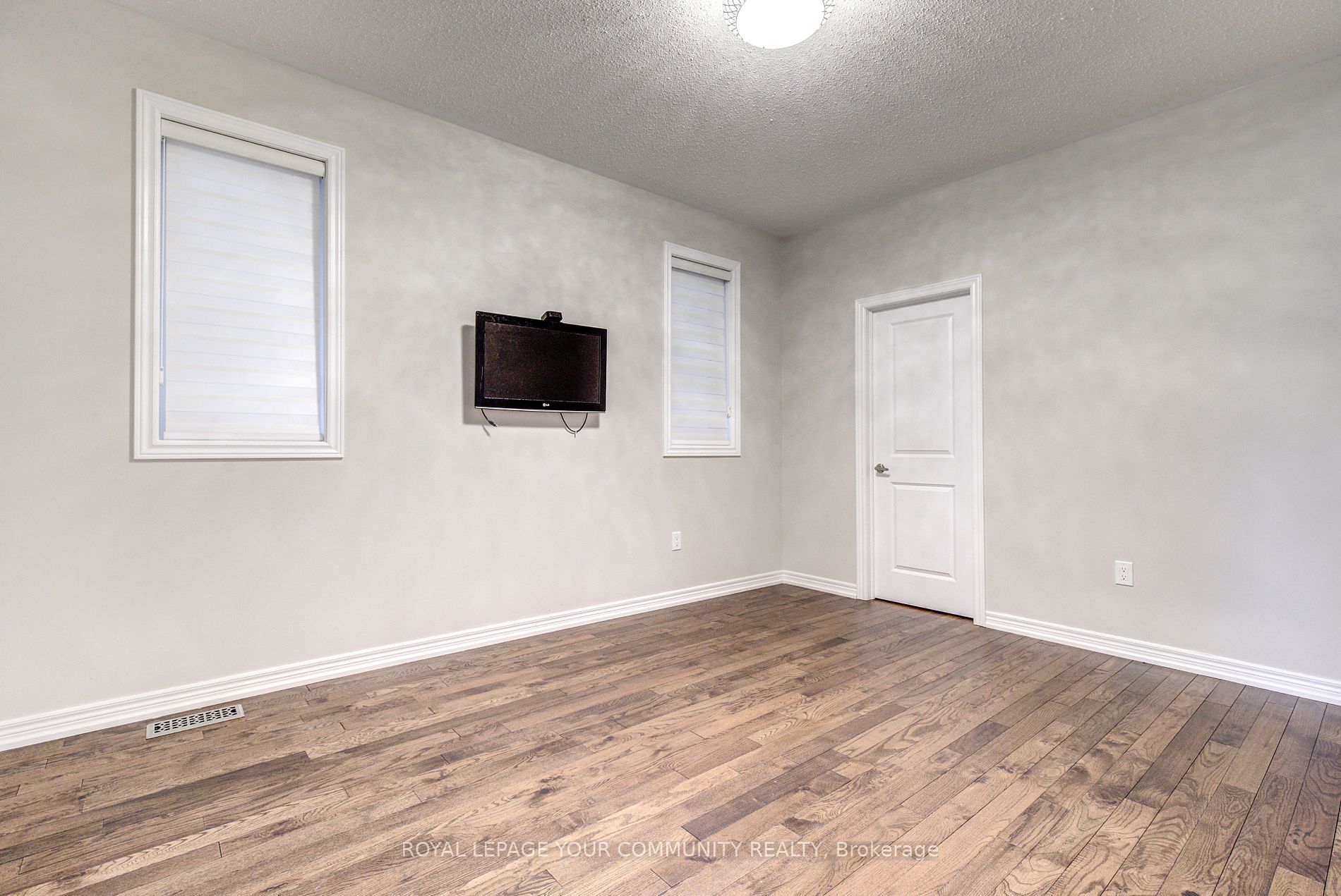 14 Beaconsfield Drive