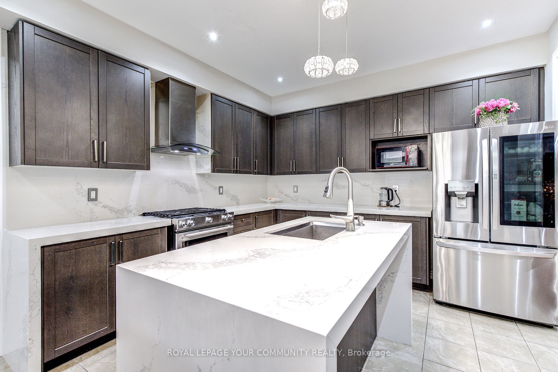 14 Beaconsfield Drive