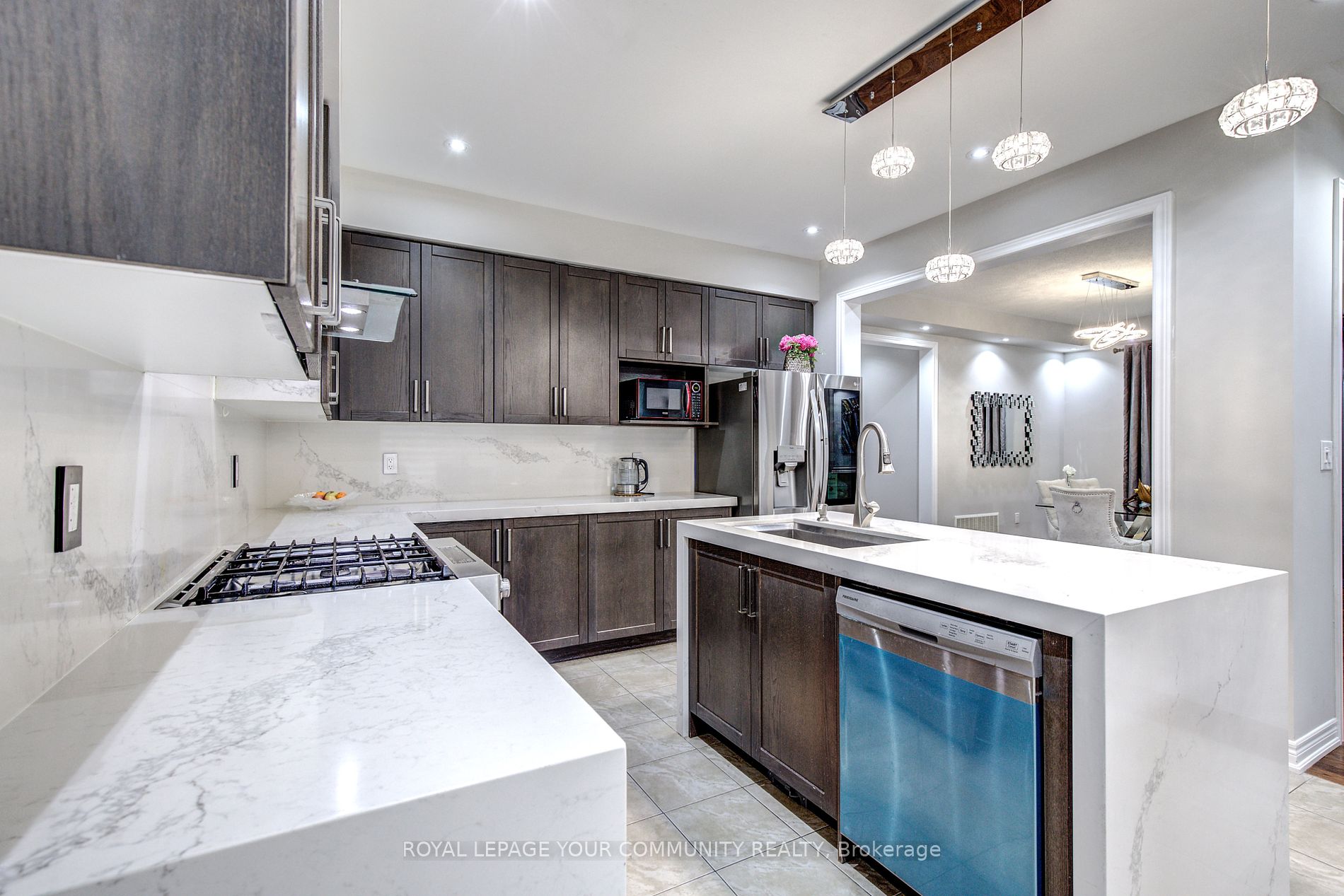 14 Beaconsfield Drive