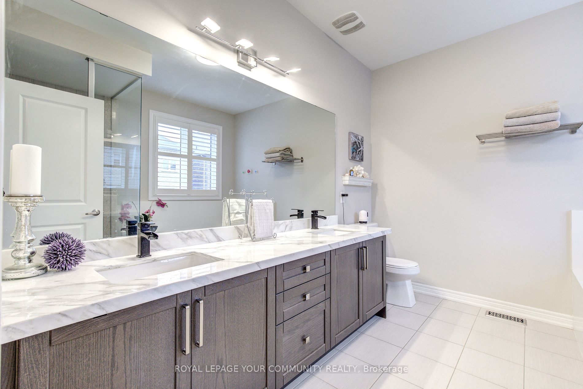 14 Beaconsfield Drive