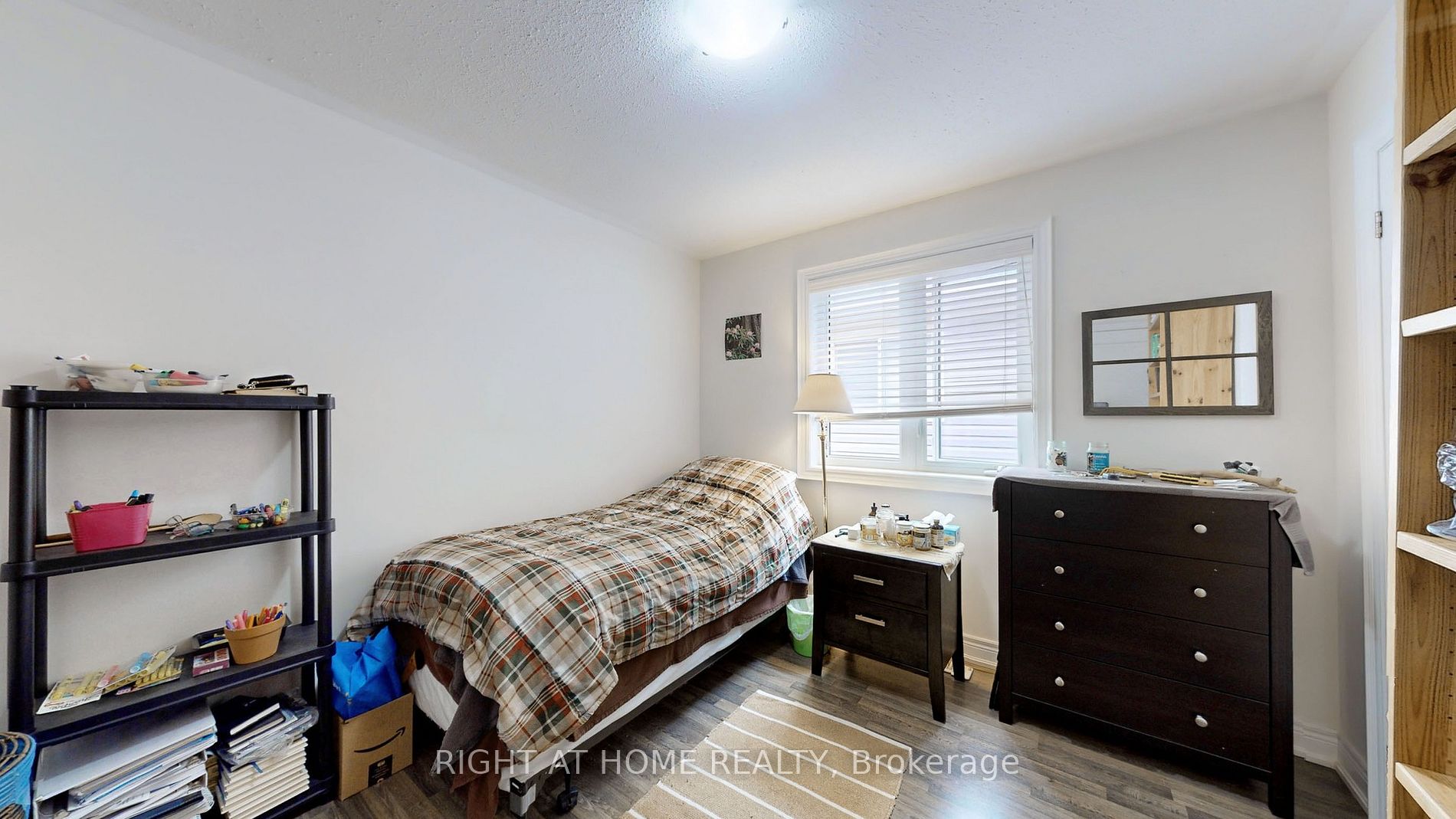 11 Robert Wilson Crescent