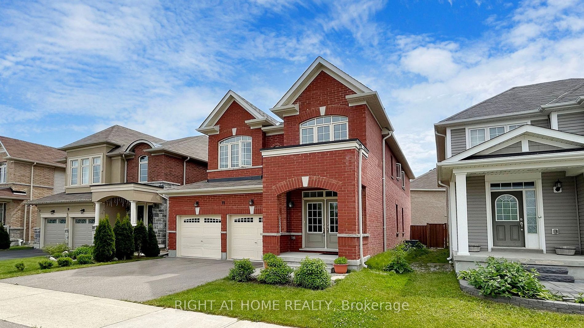 11 Robert Wilson Crescent