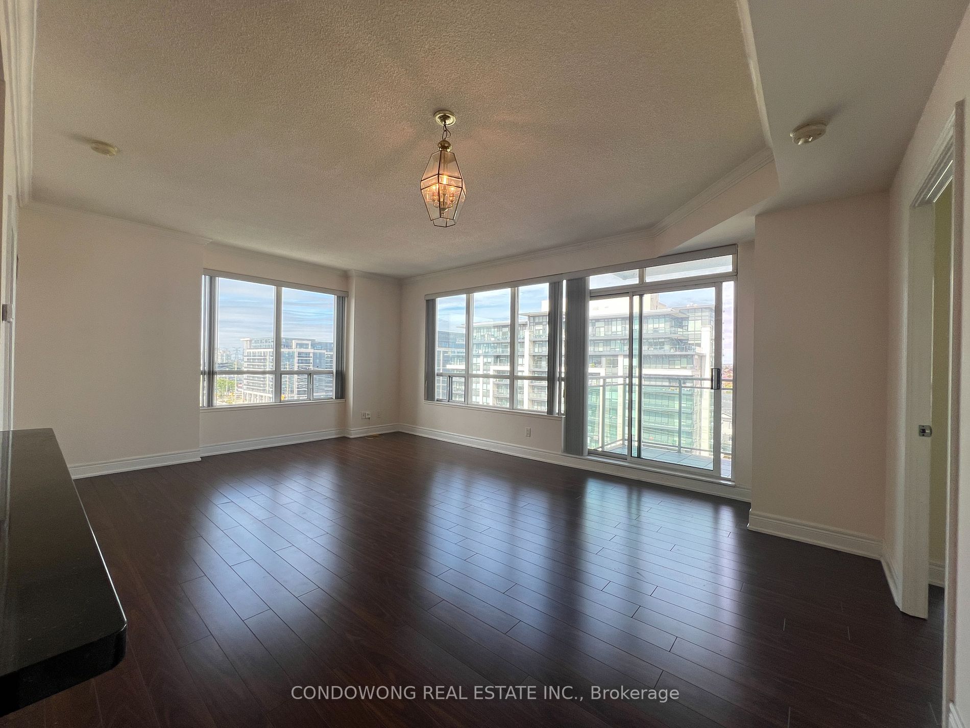 62 Suncrest Boulevard, #1007