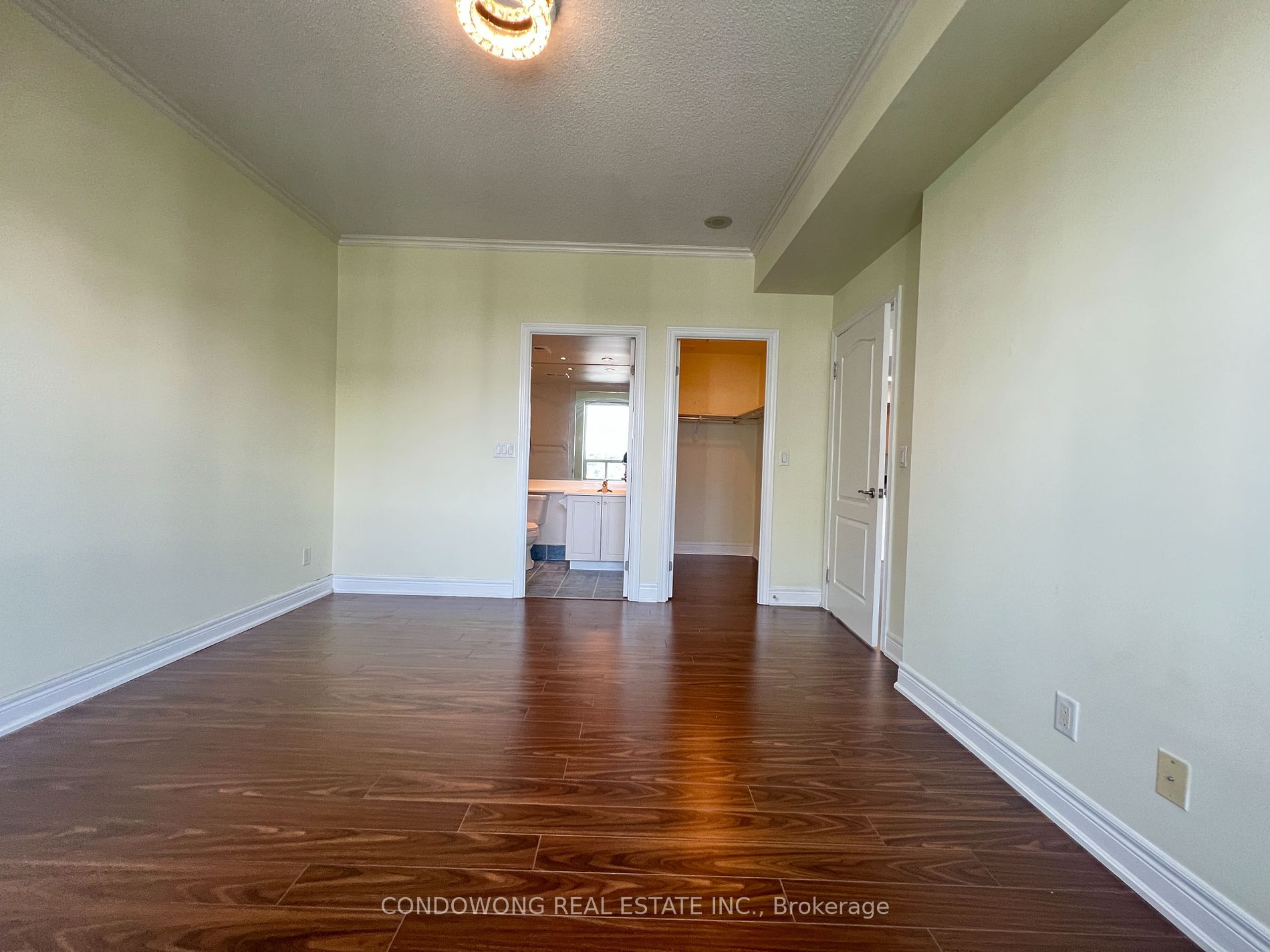 62 Suncrest Boulevard, #1007