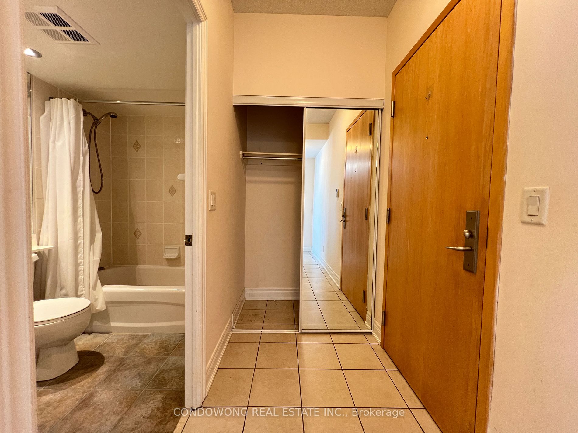 62 Suncrest Boulevard, #1007