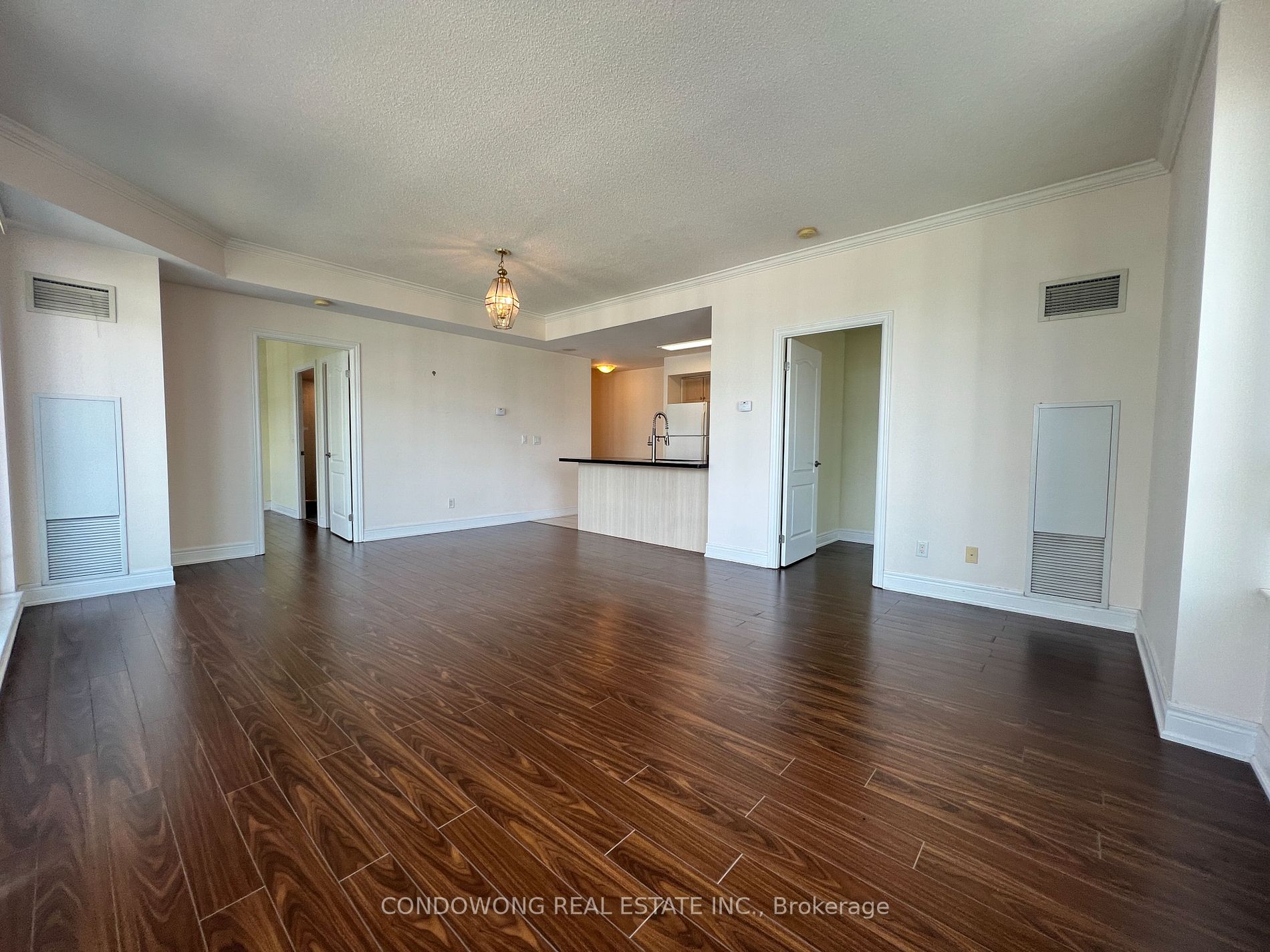 62 Suncrest Boulevard, #1007