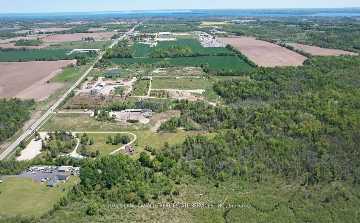 2513 Innisfil Beach Road