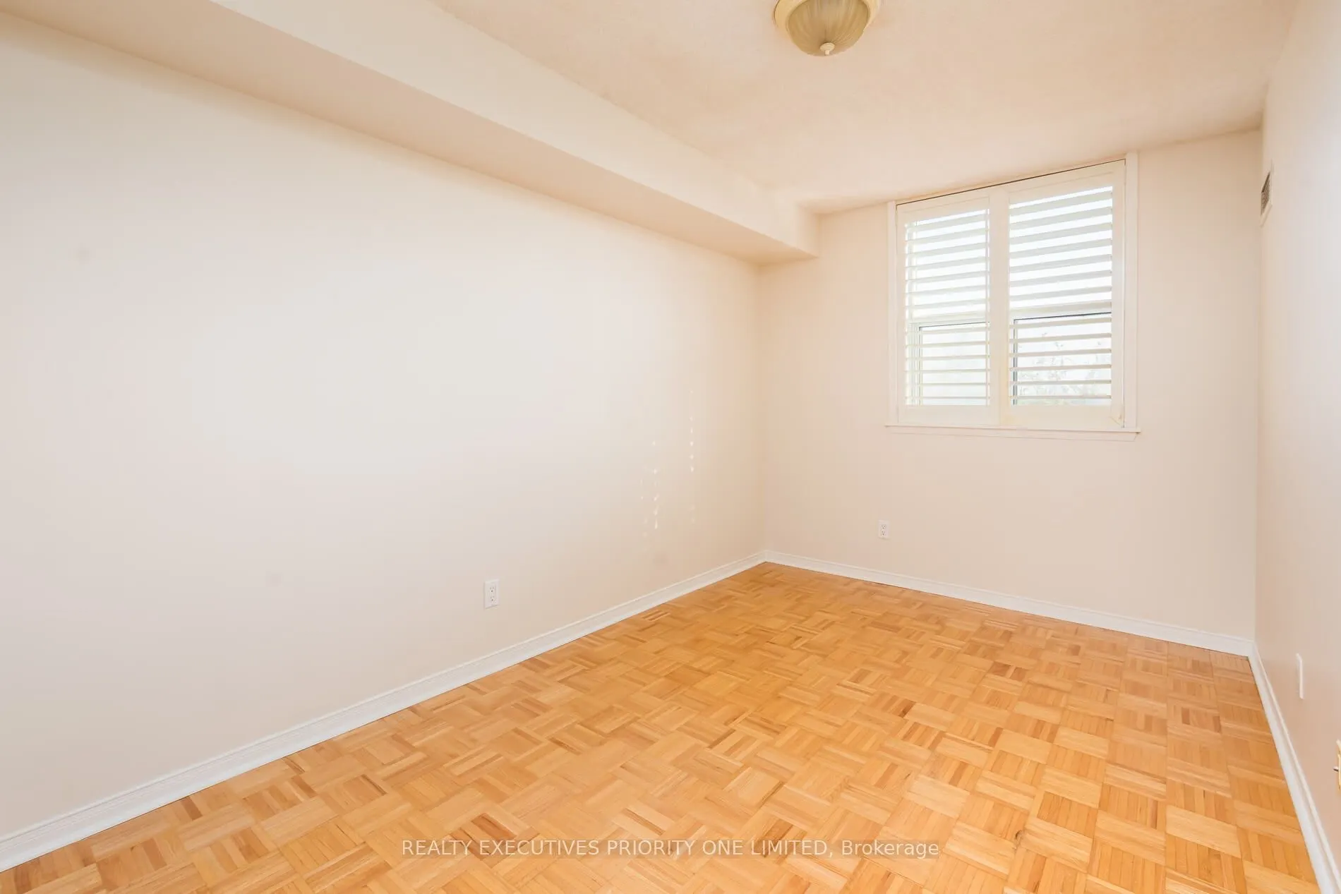 7373 Martin Grove Road, #321