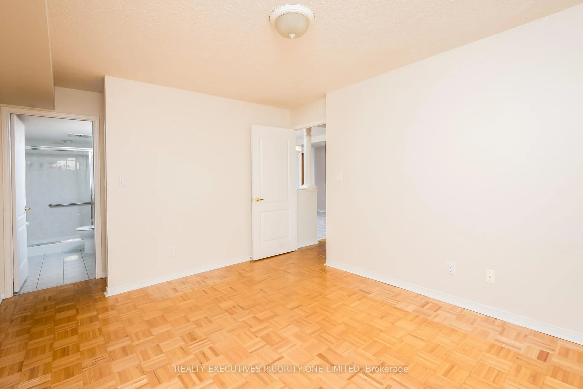 7373 Martin Grove Road, #321