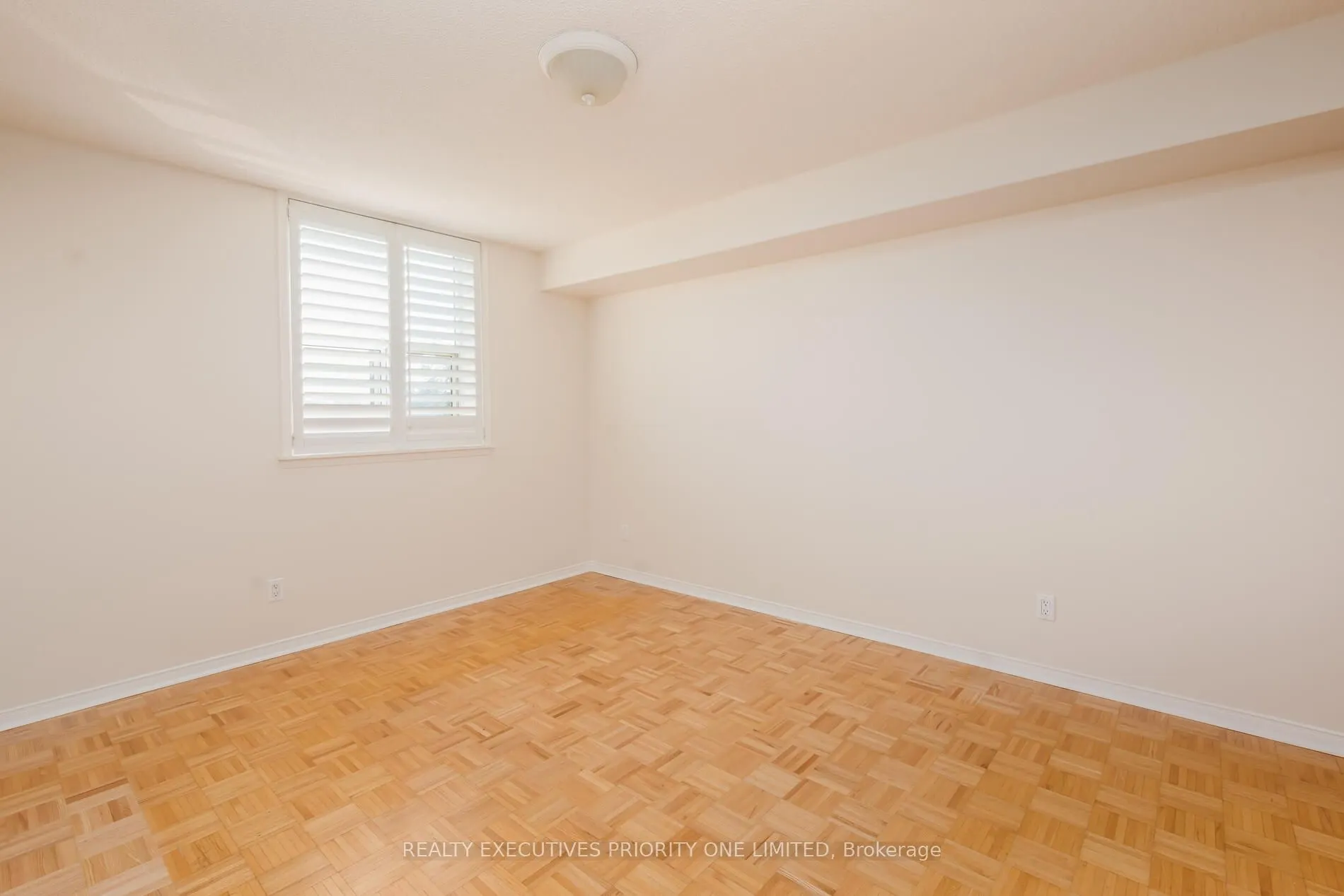7373 Martin Grove Road, #321