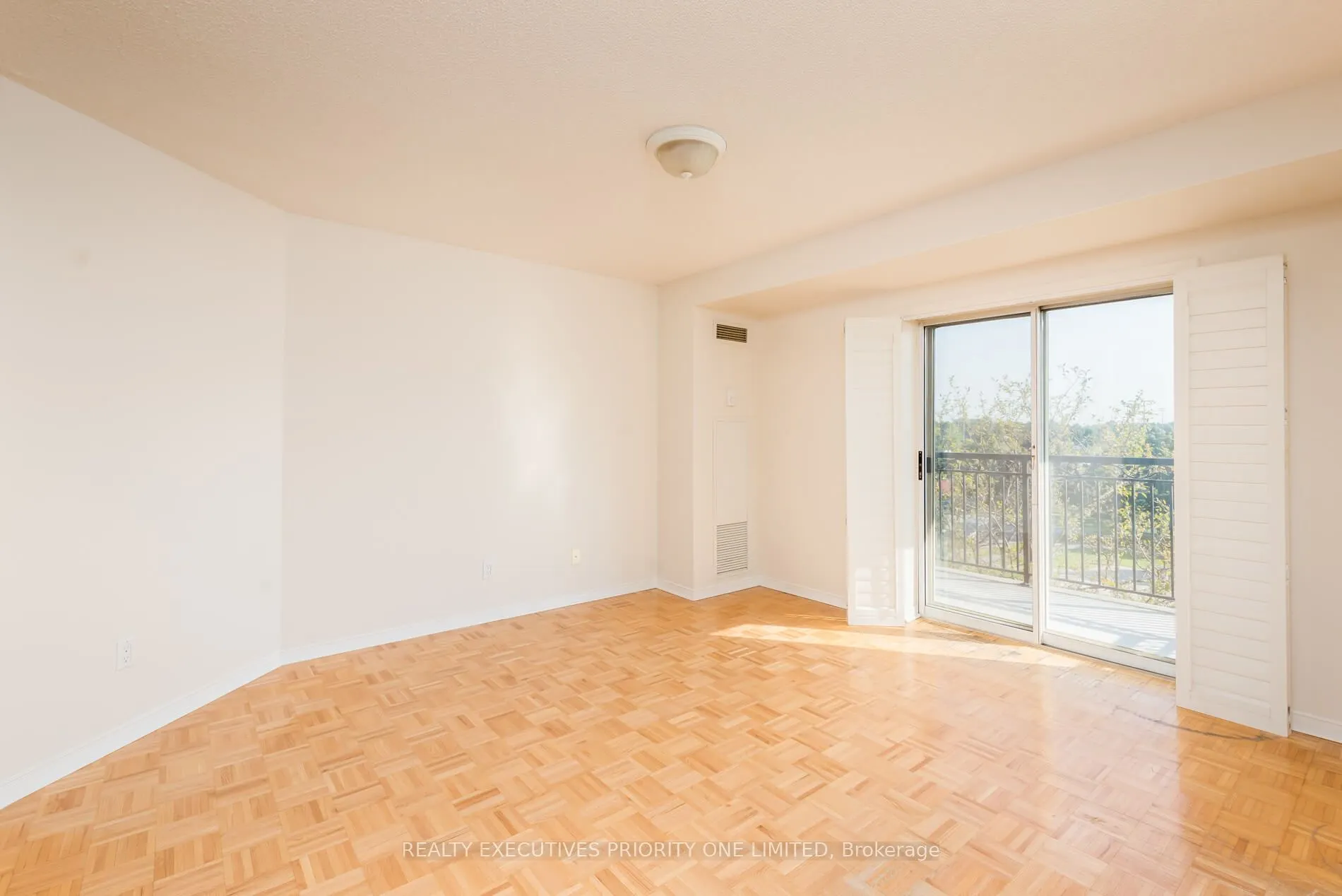 7373 Martin Grove Road, #321