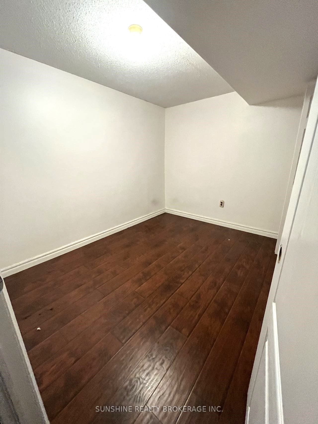 91 Dunbar Crescent