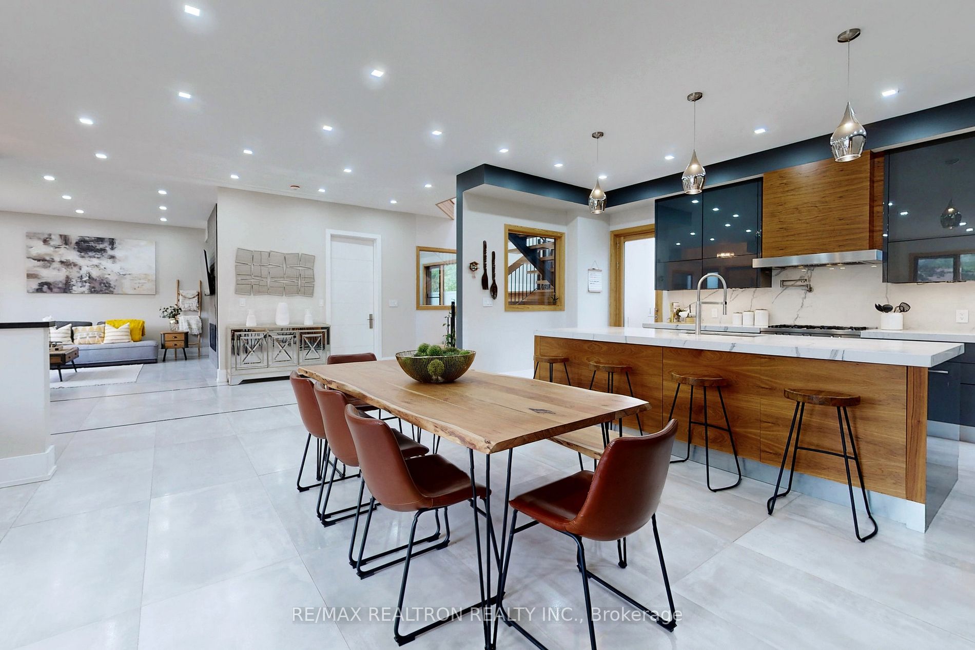 74 Leisure Lane