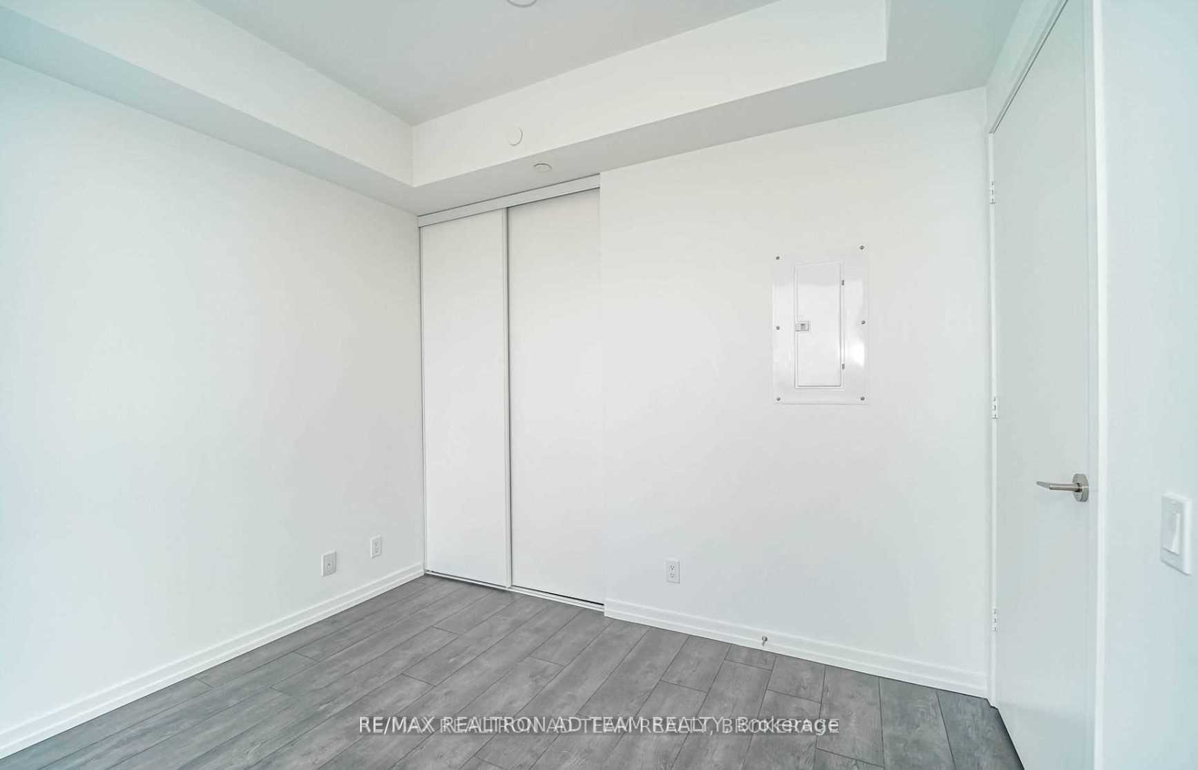 1000 Portage Parkway, #1901