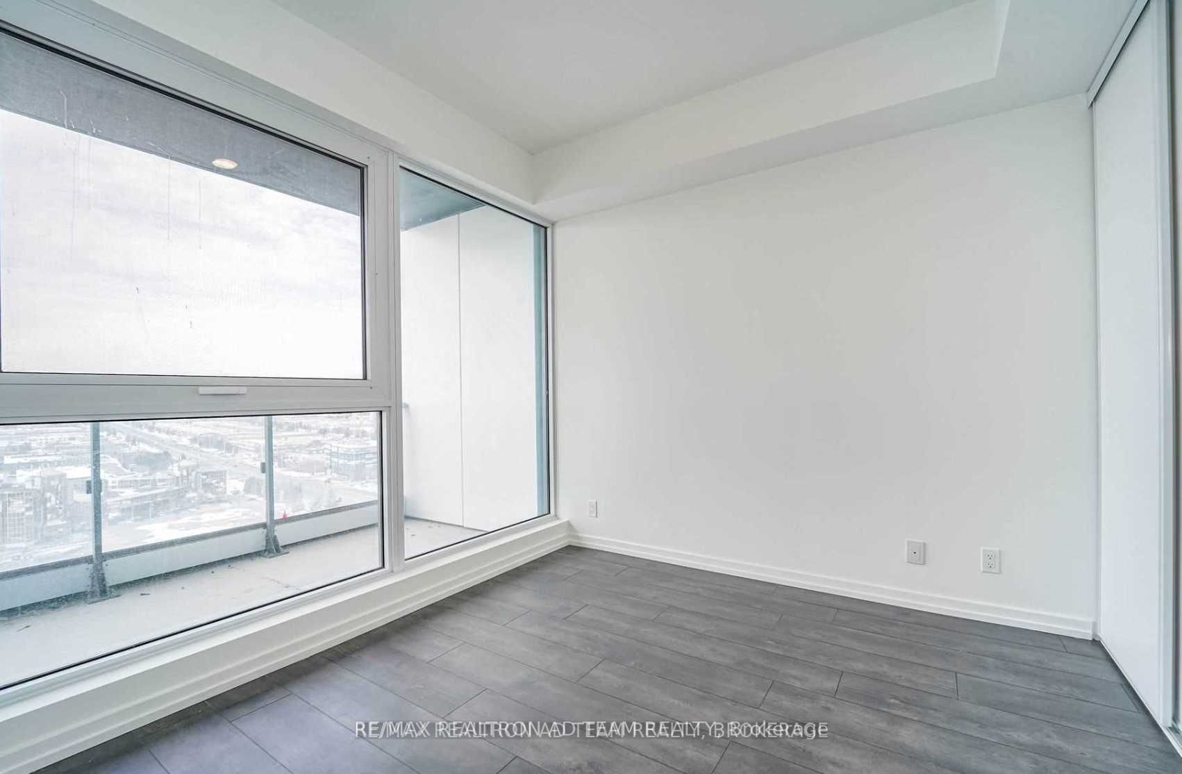 1000 Portage Parkway, #1901