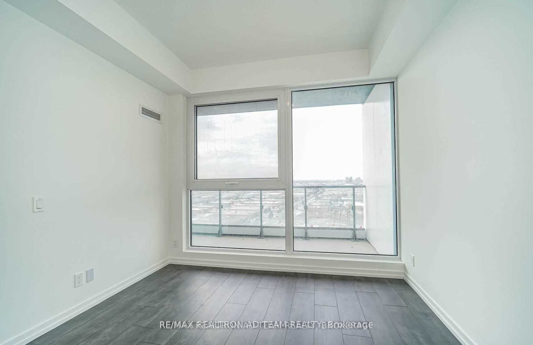 1000 Portage Parkway, #1901