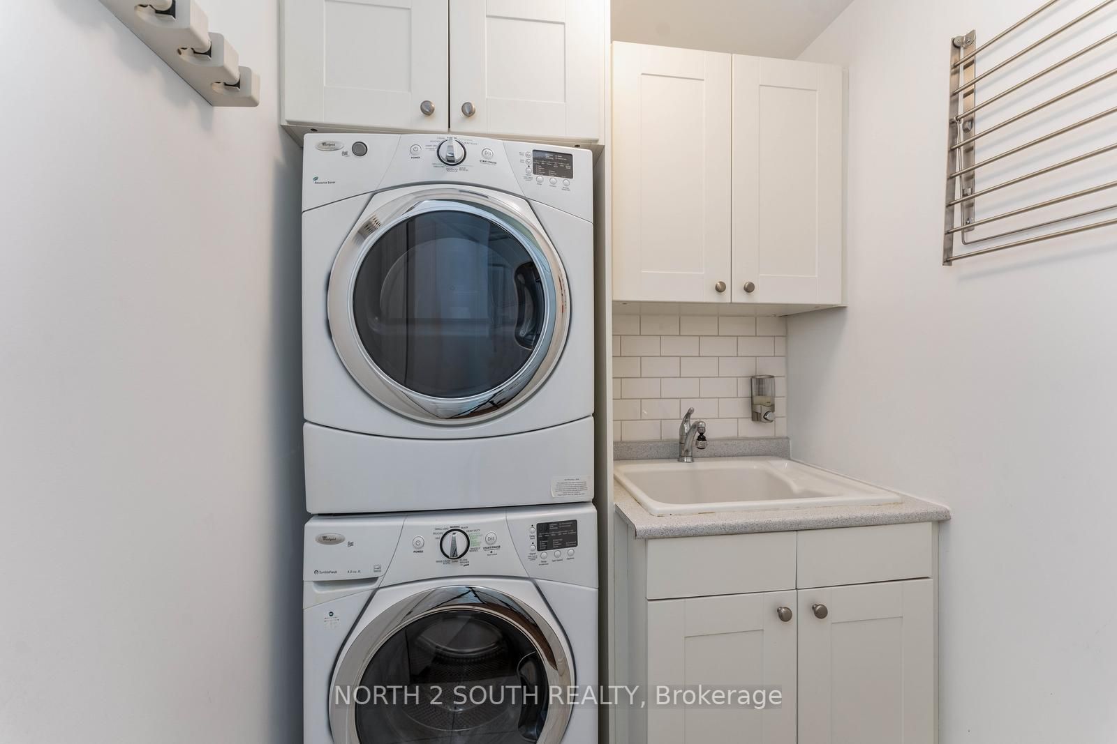 281 Woodbridge Avenue, #521