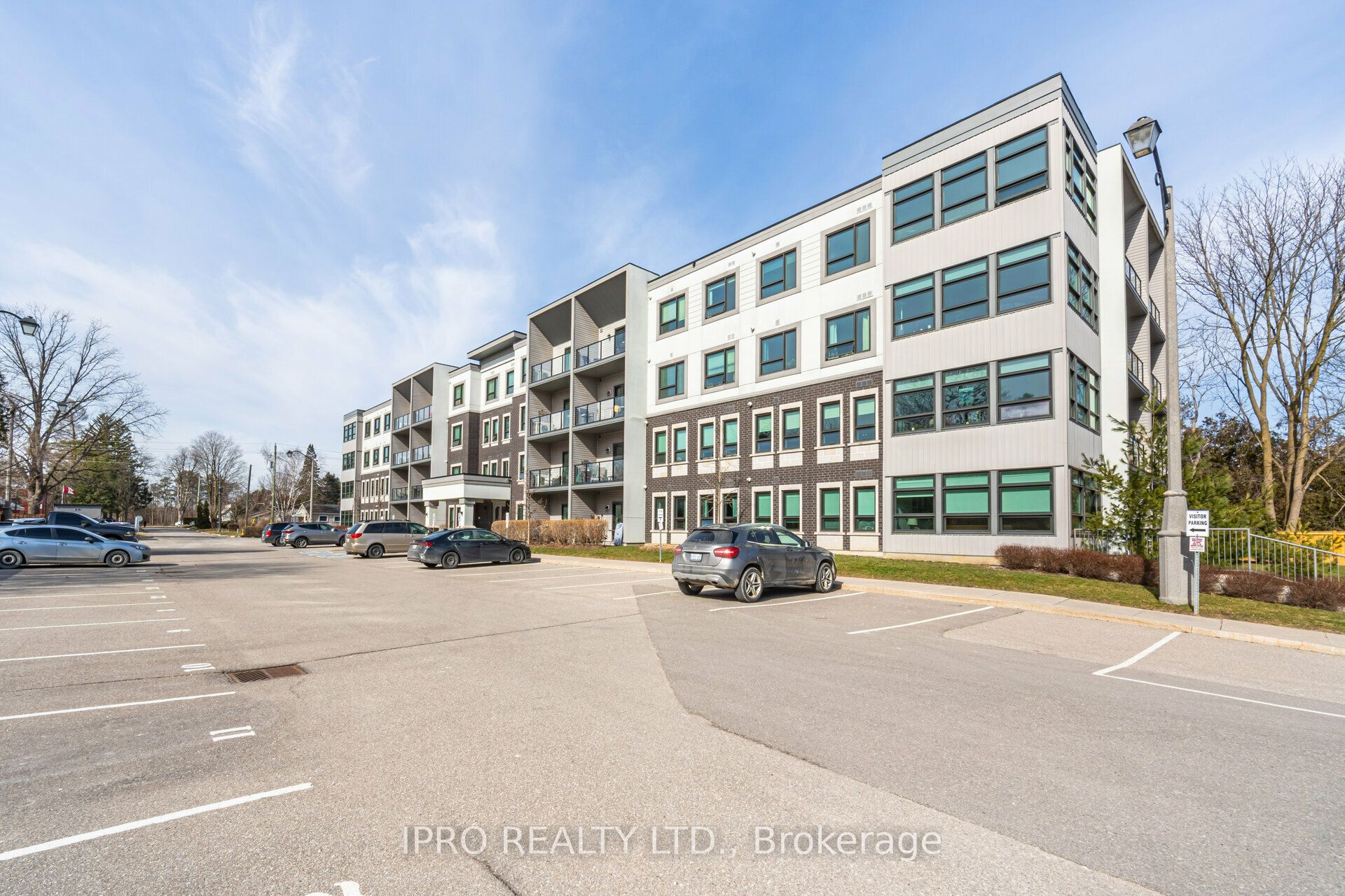 69 Boyne Street N, #402