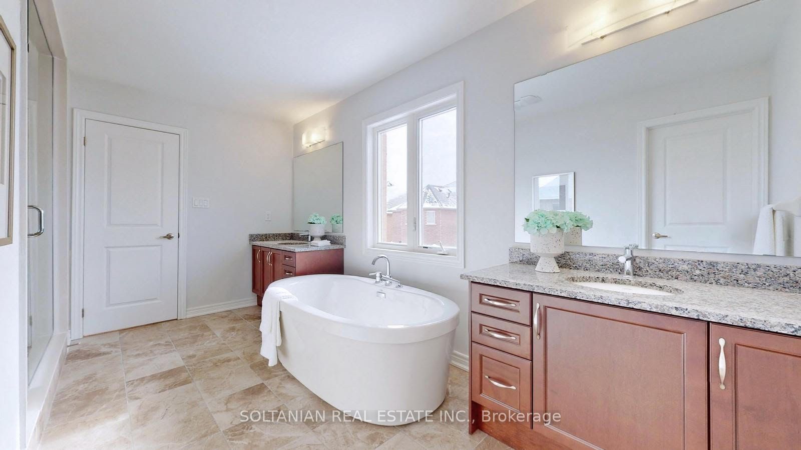 19 Faimira Avenue #Main