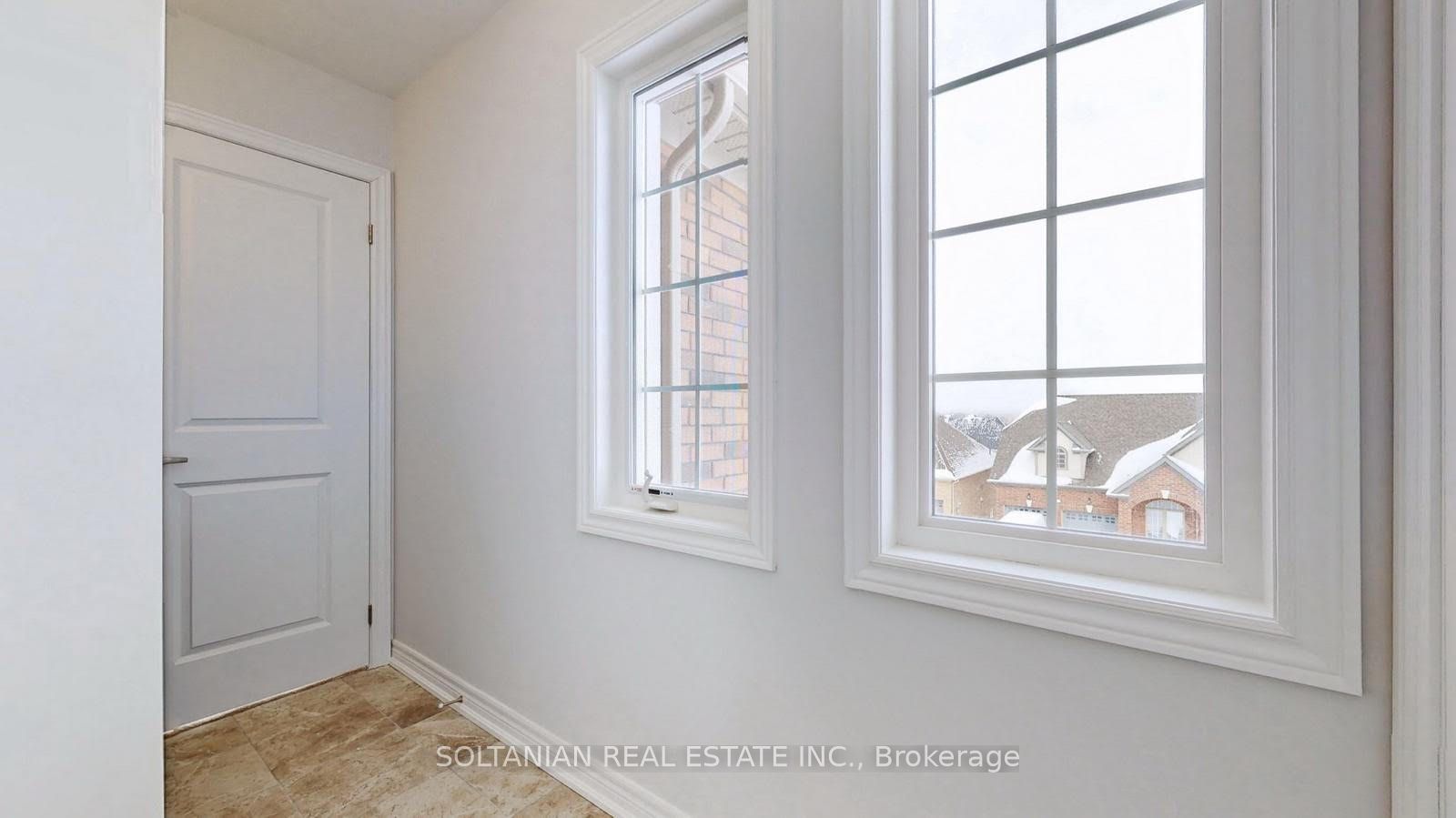 19 Faimira Avenue #Main