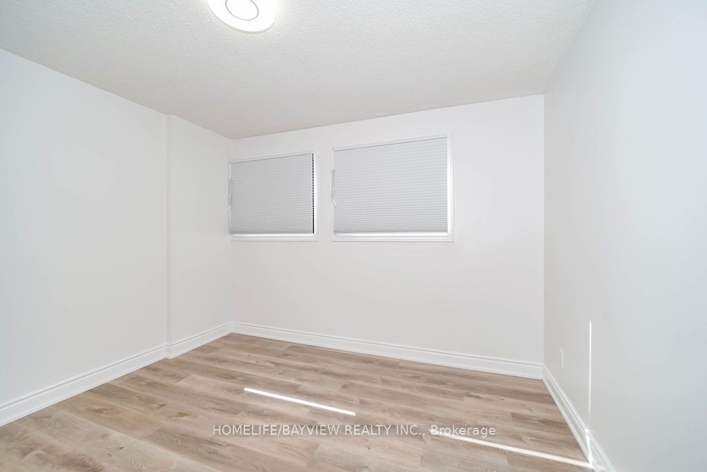 12 Poplar Crescent, #34