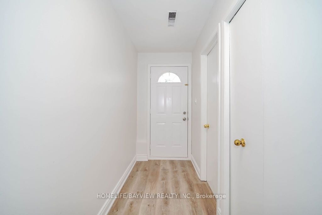 12 Poplar Crescent, #34