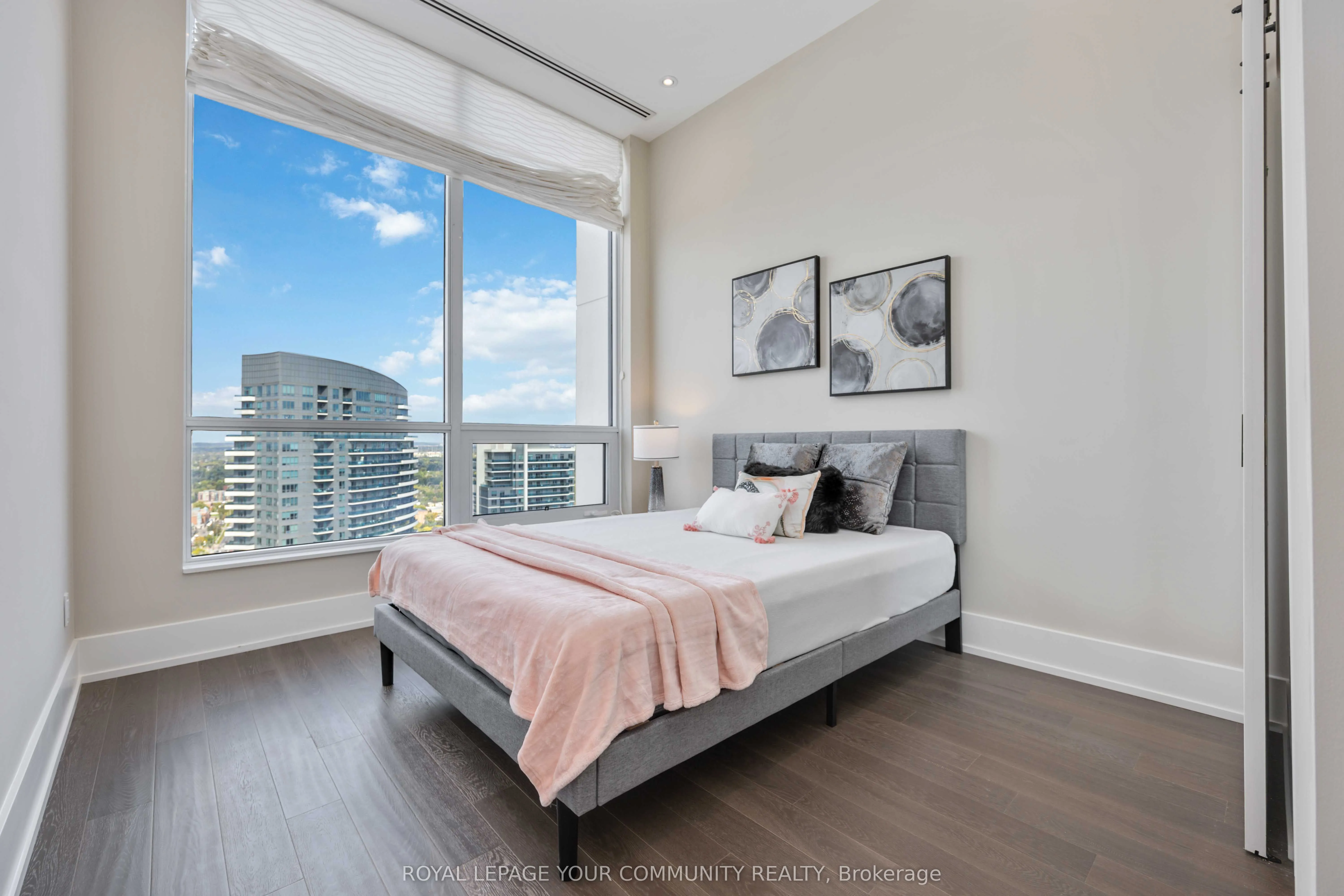 1 Grandview Avenue, #PH1