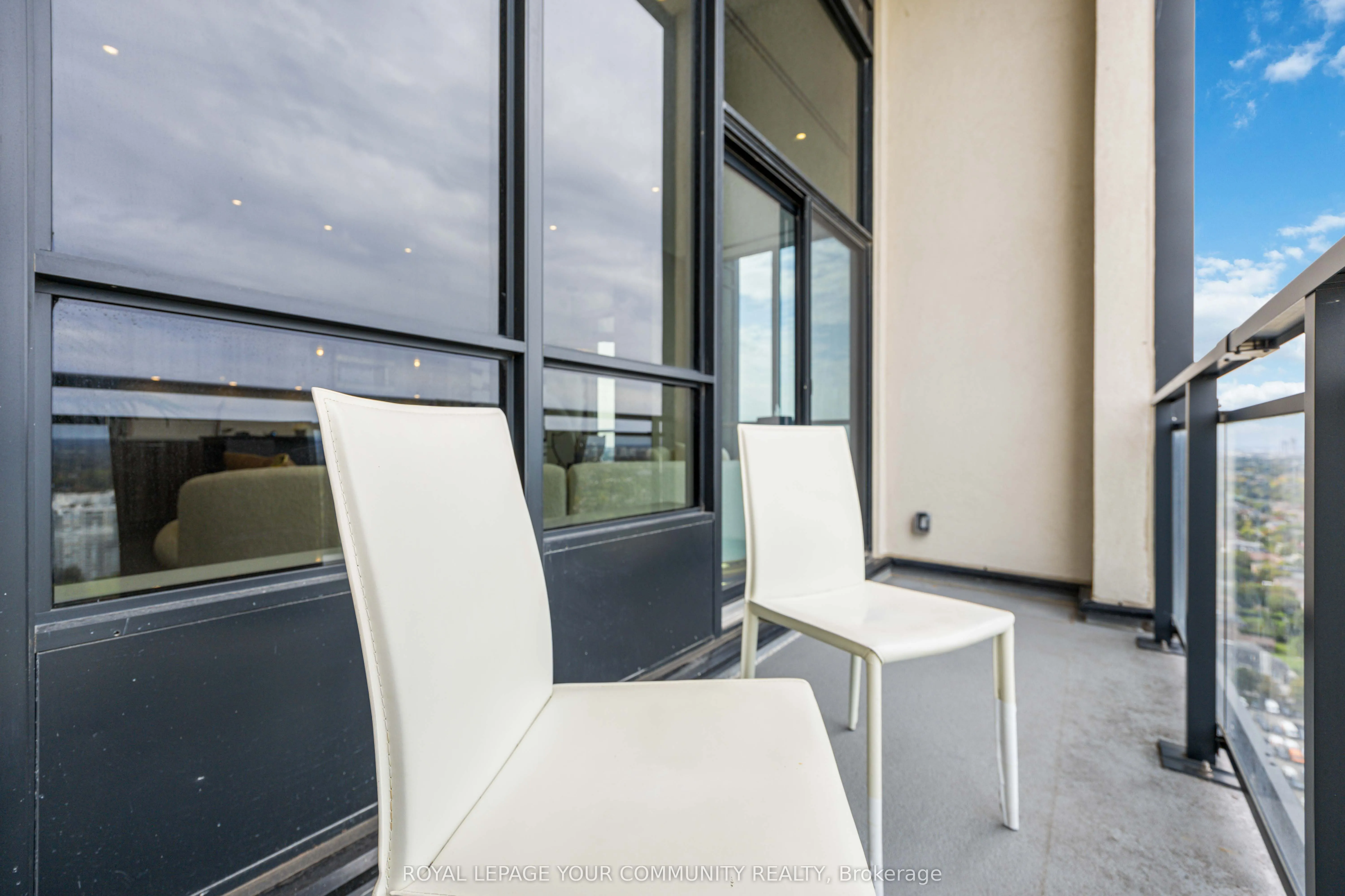 1 Grandview Avenue, #PH1