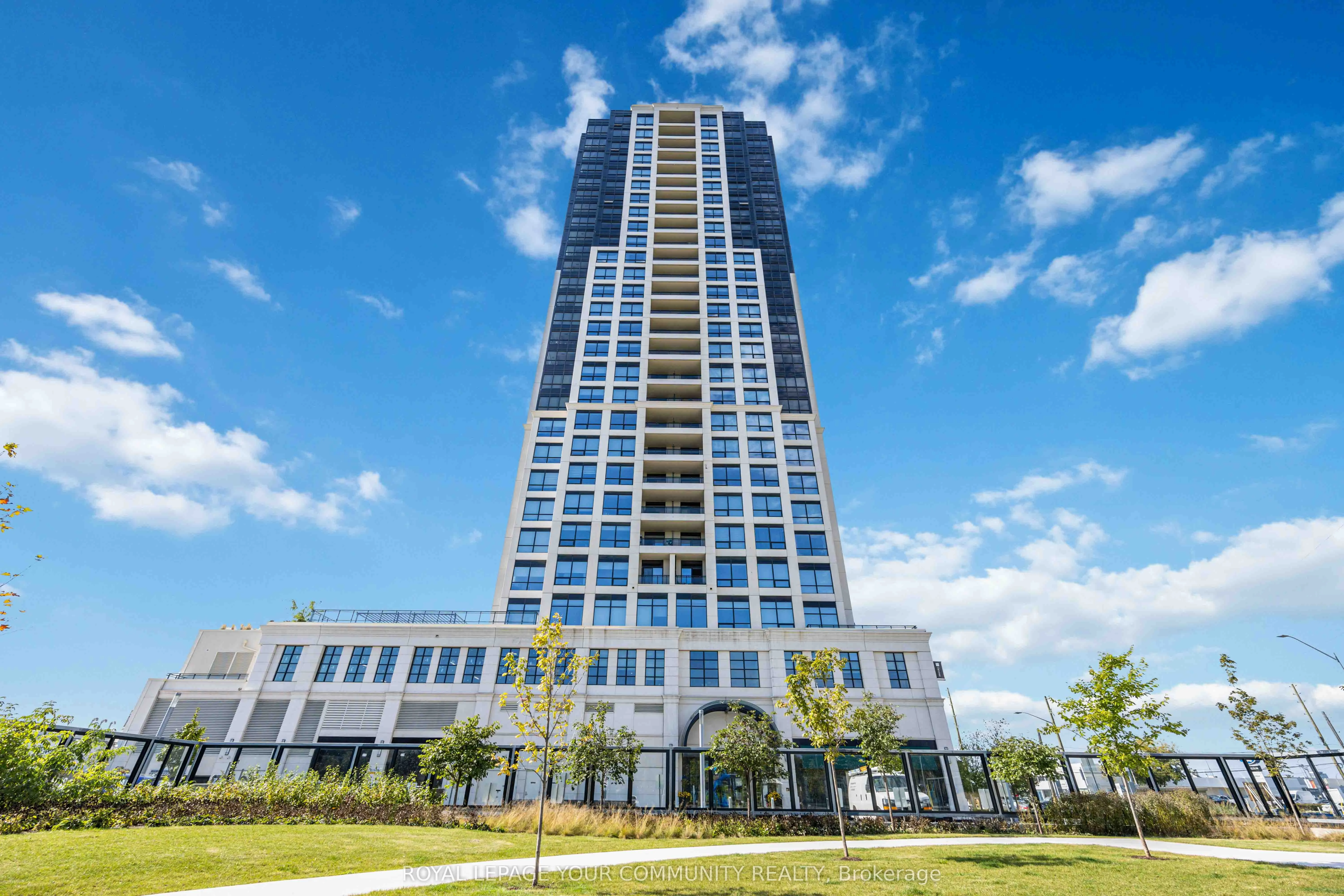 1 Grandview Avenue, #PH1