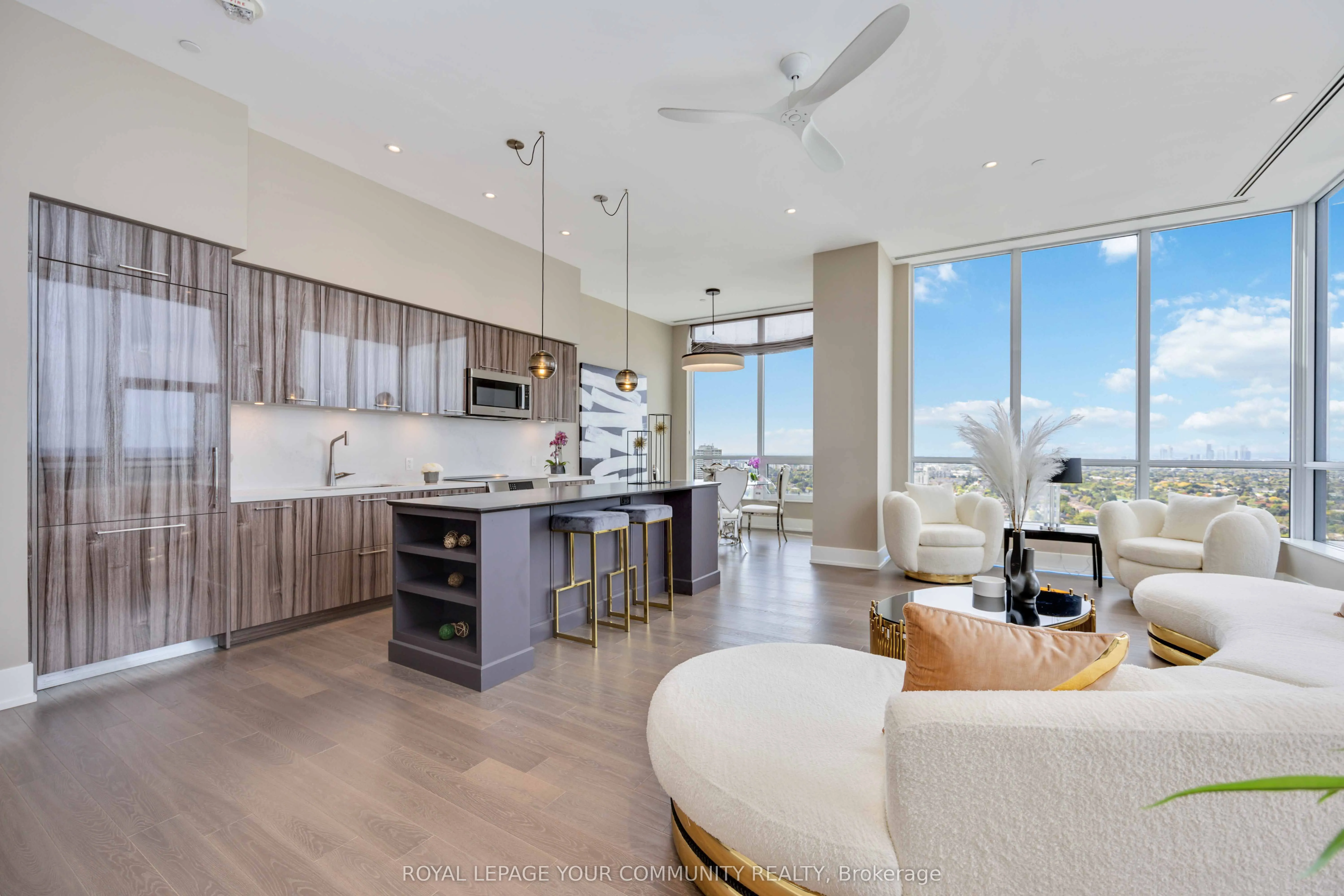 1 Grandview Avenue, #PH1
