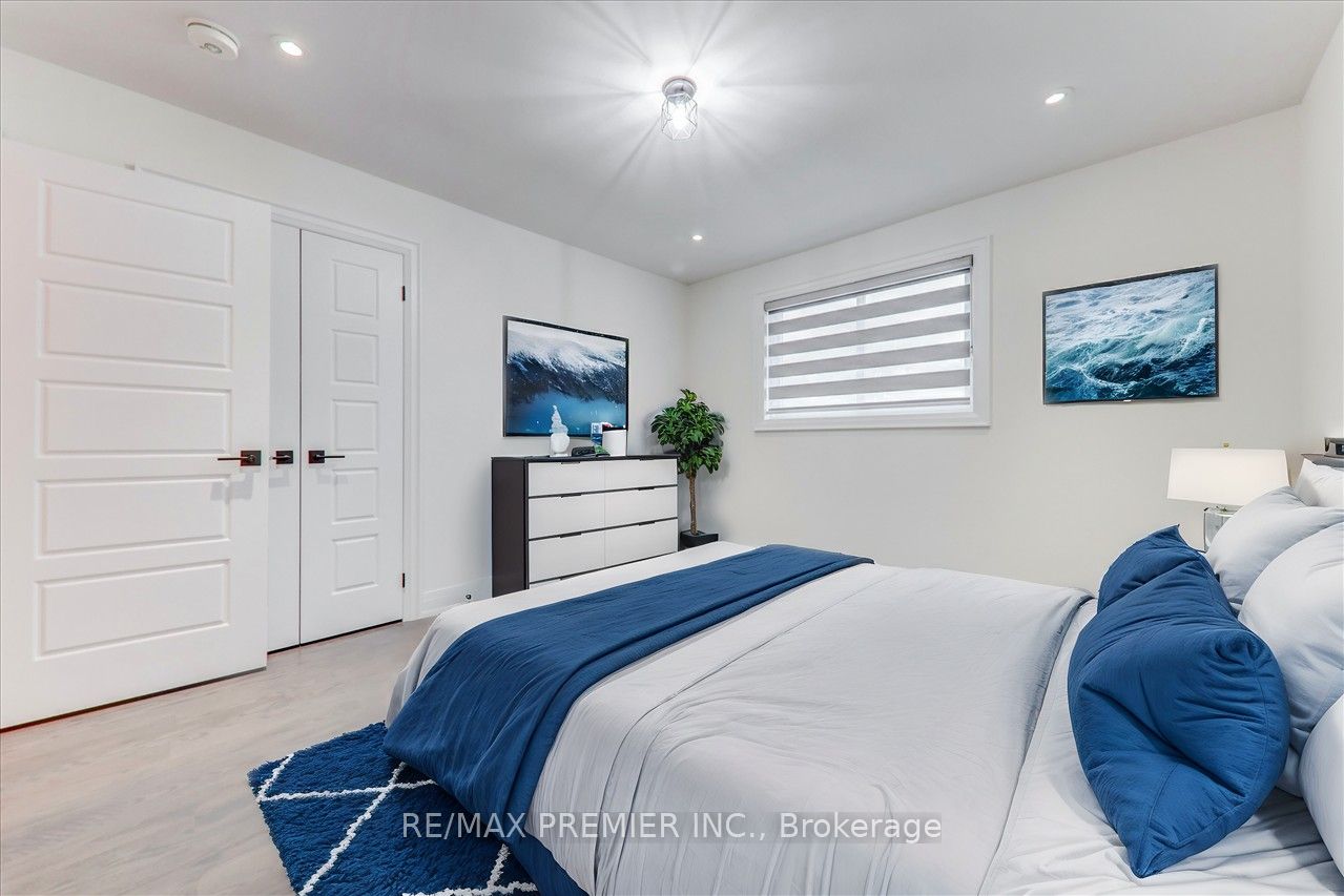 99 Benjamin Drive