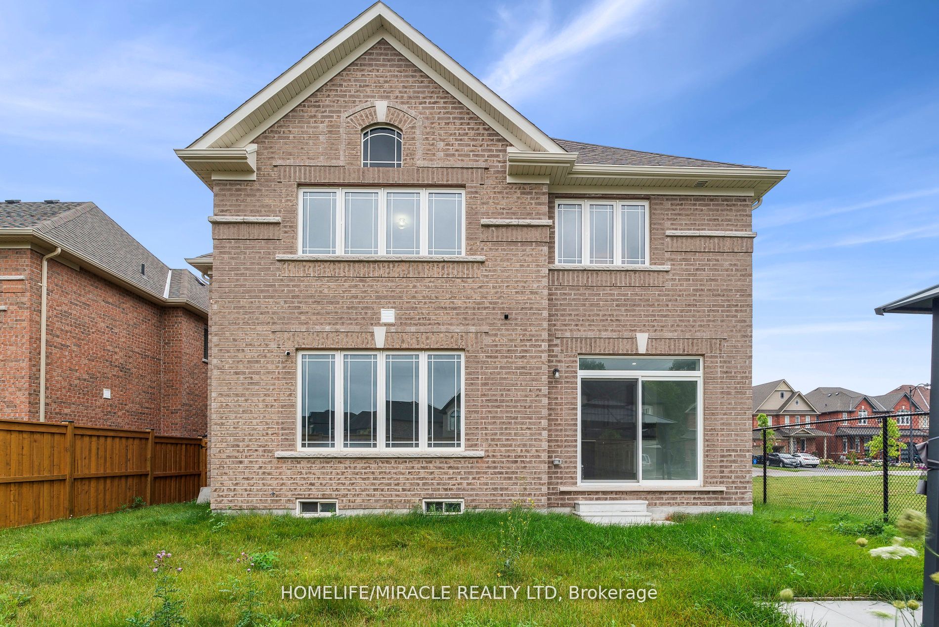 811 Green Street