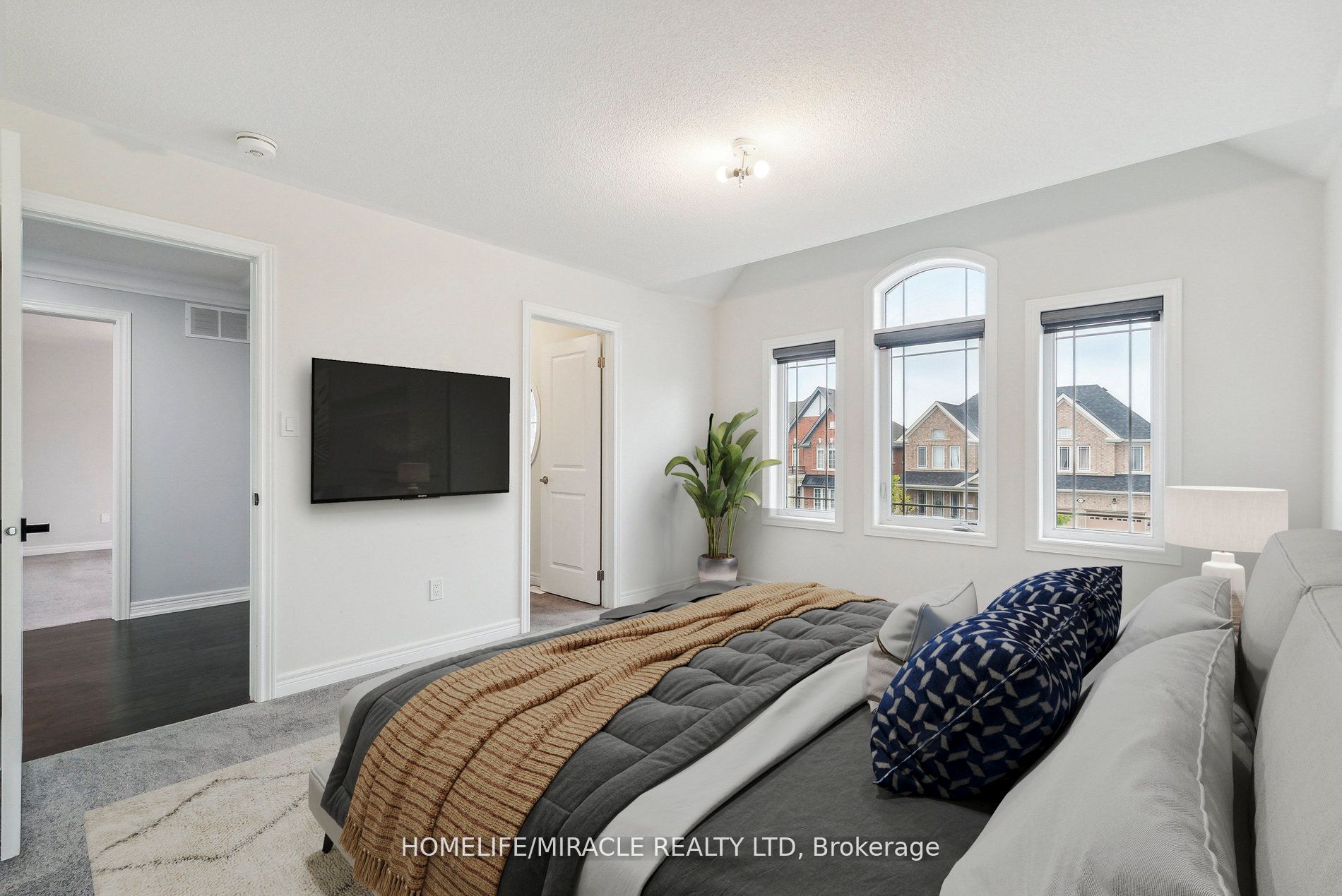 811 Green Street