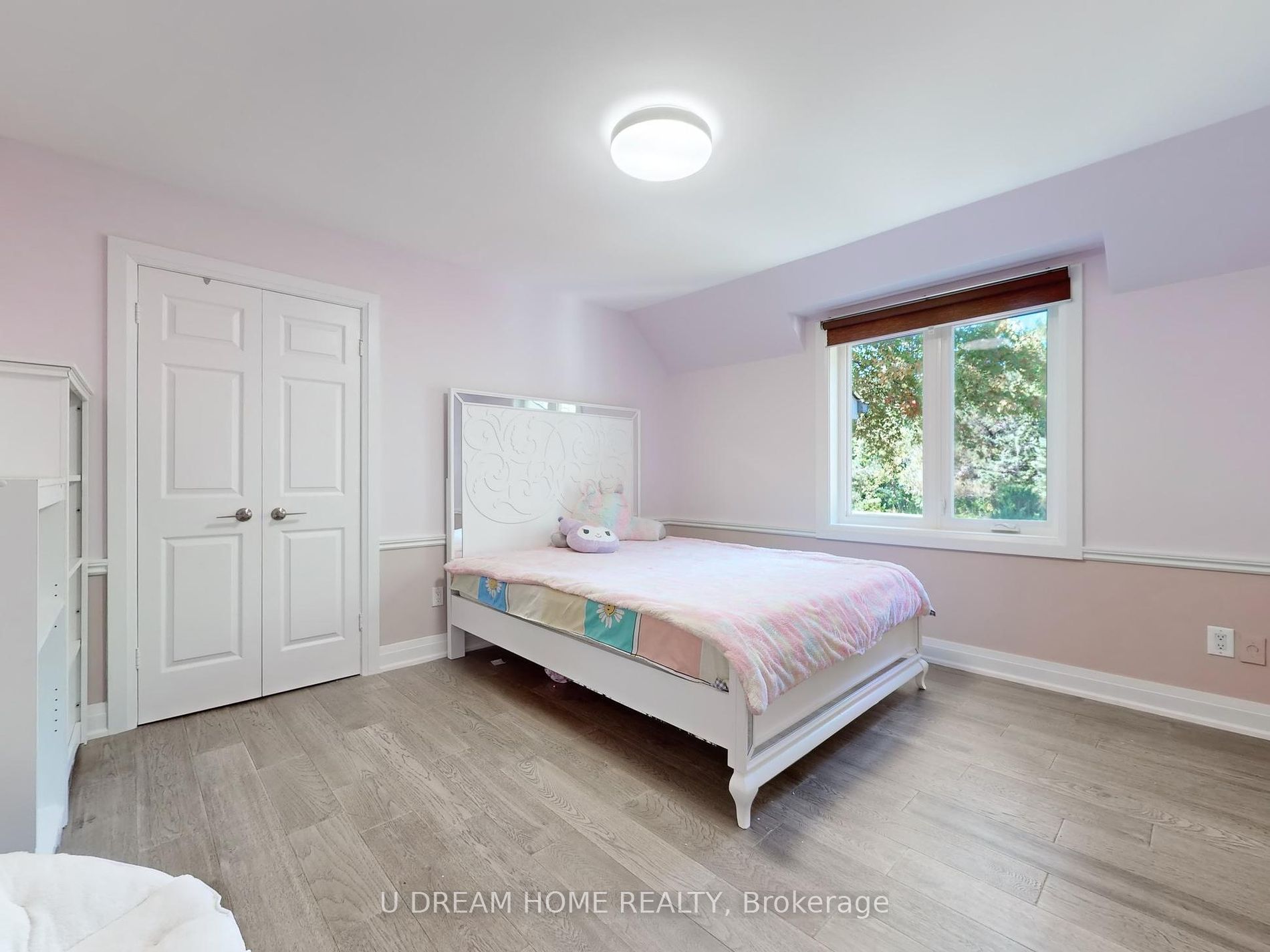 2 Jarvis Avenue
