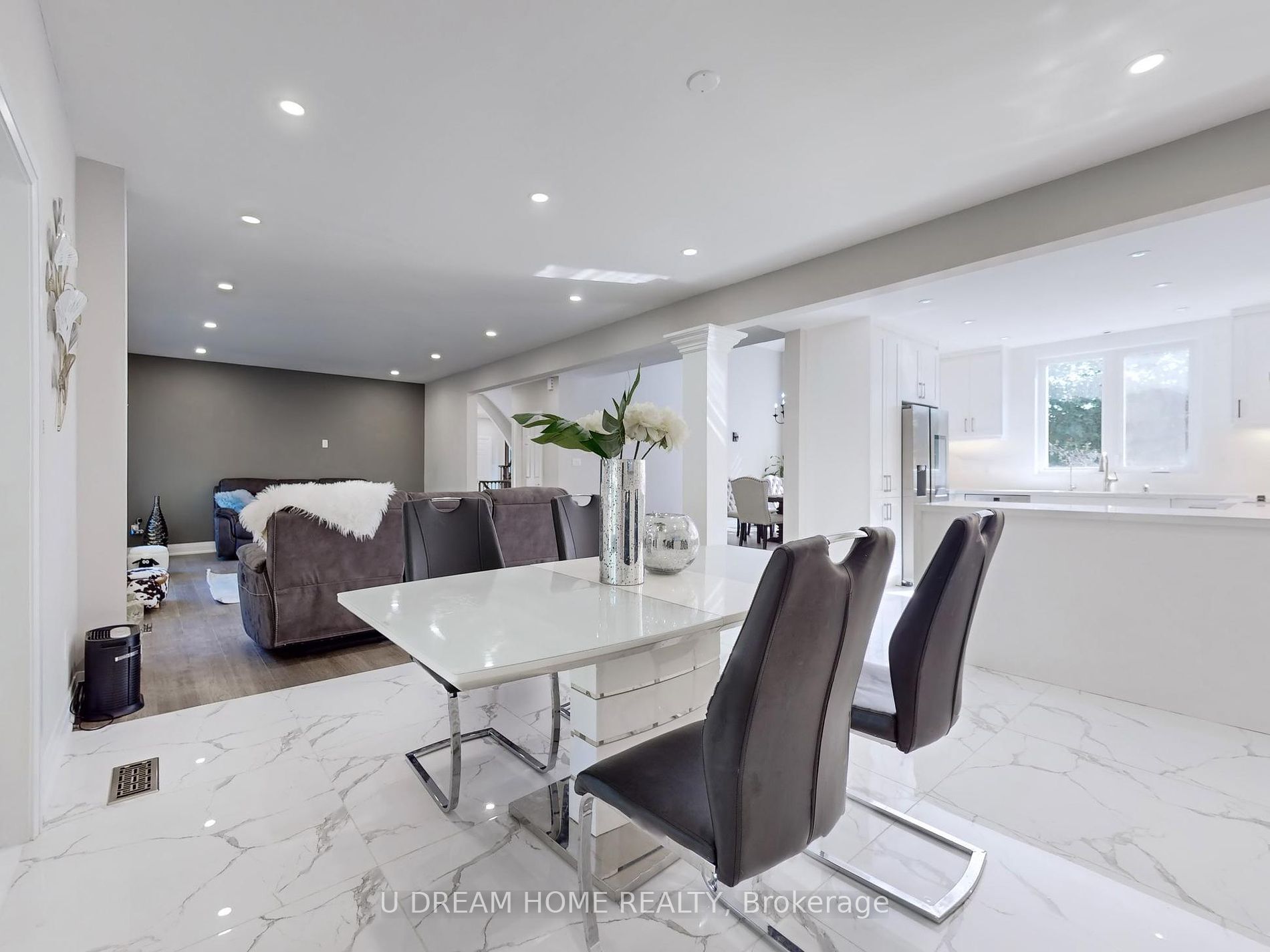 2 Jarvis Avenue