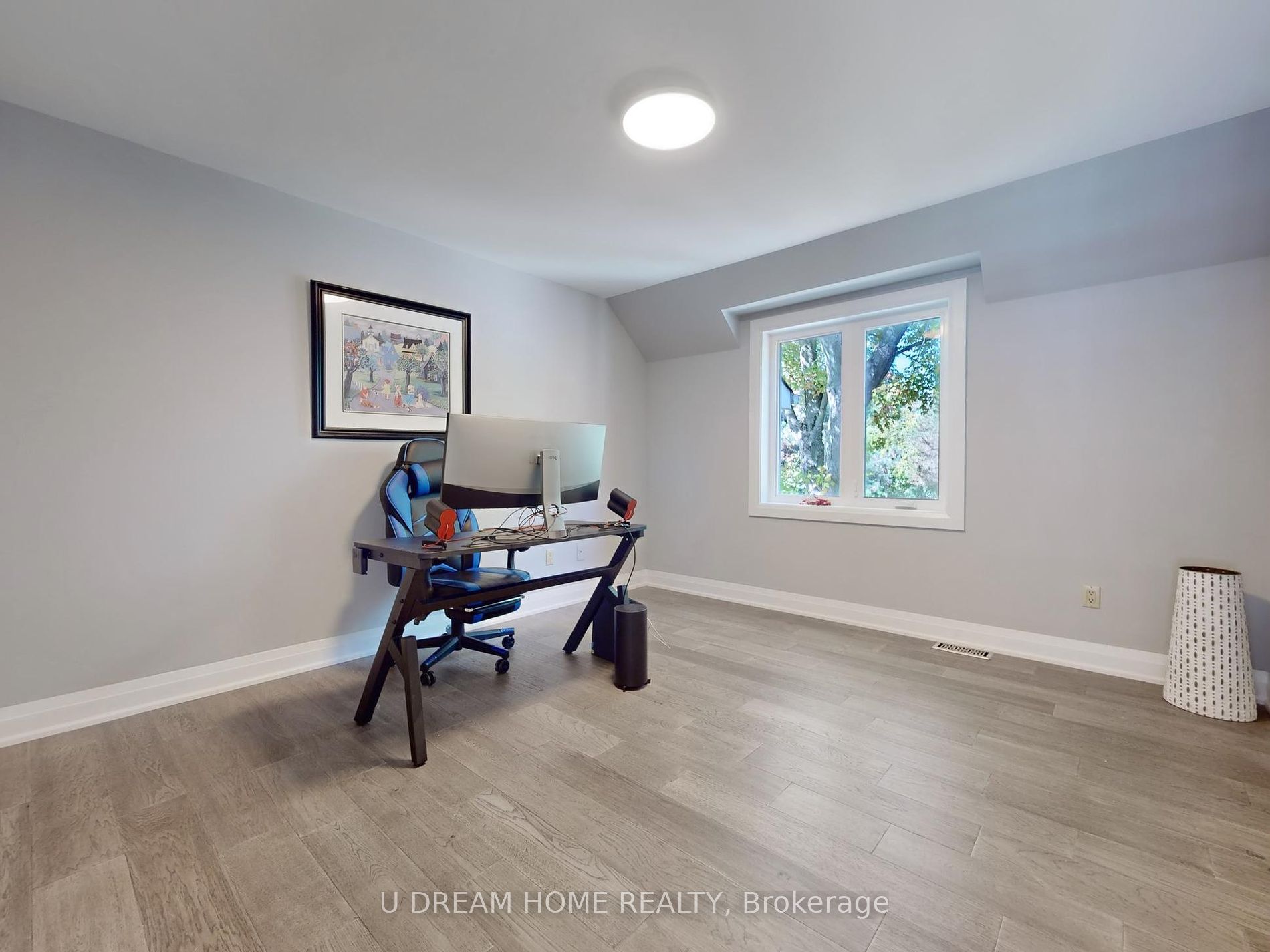 2 Jarvis Avenue