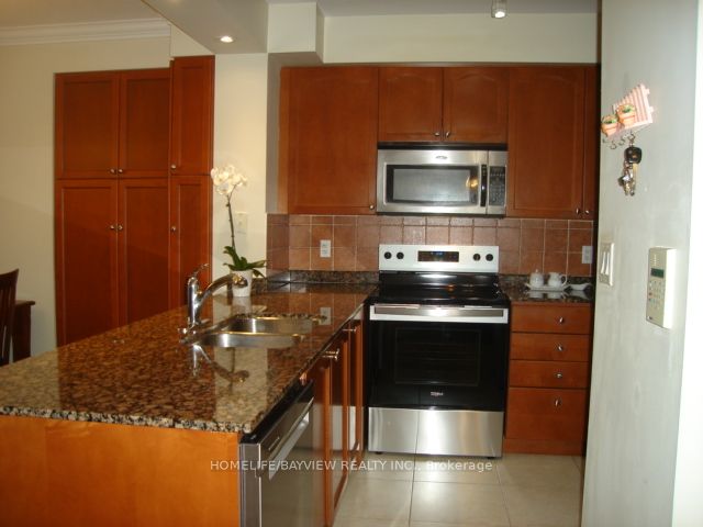 100 PROMENADE Circle #205