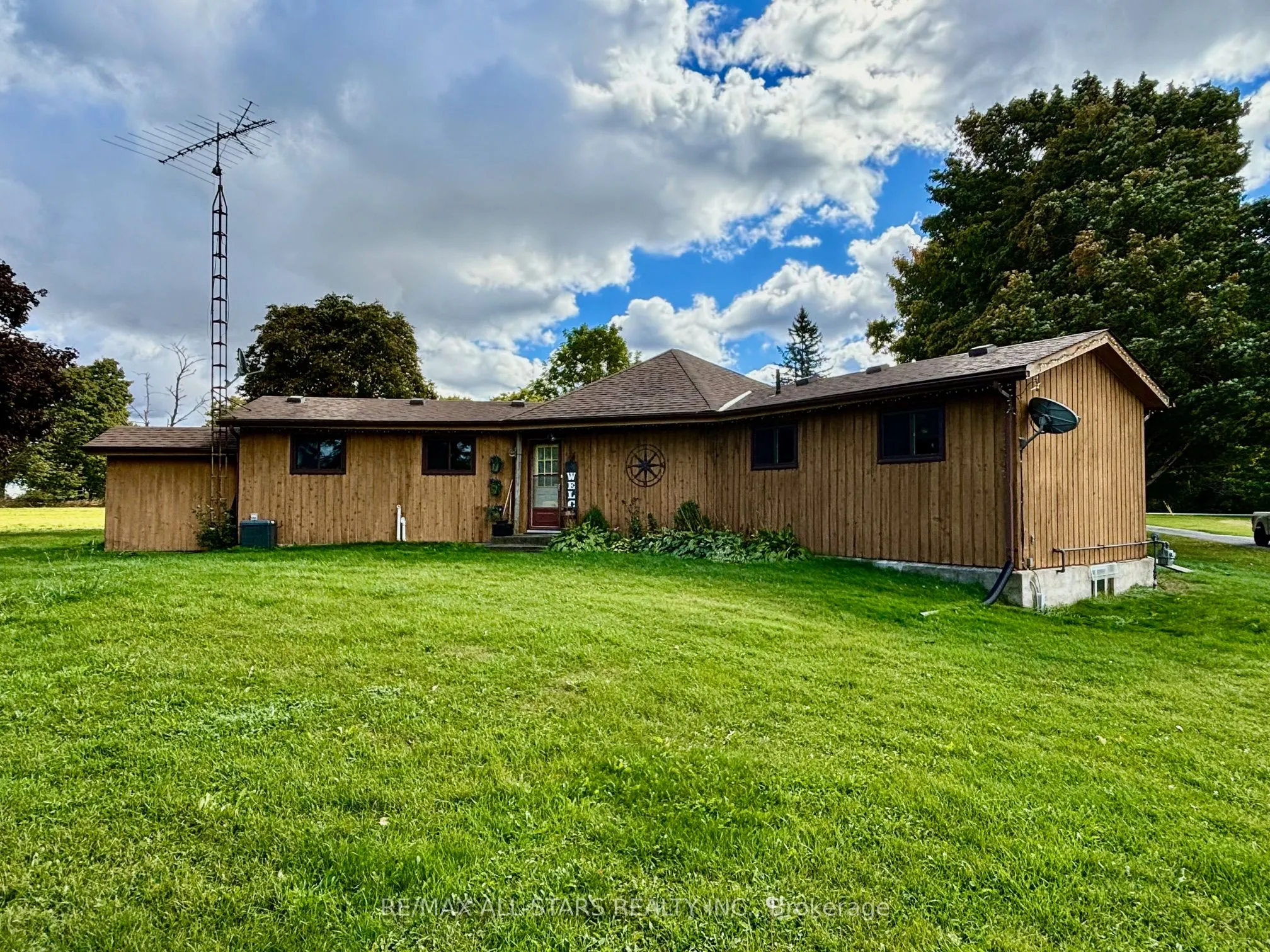 2205 Concession 6
