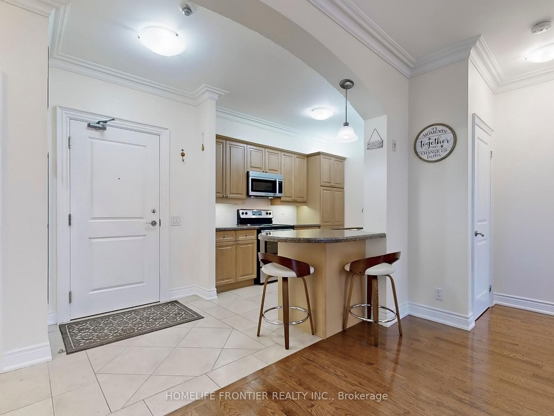 9519 Keele Street, #305