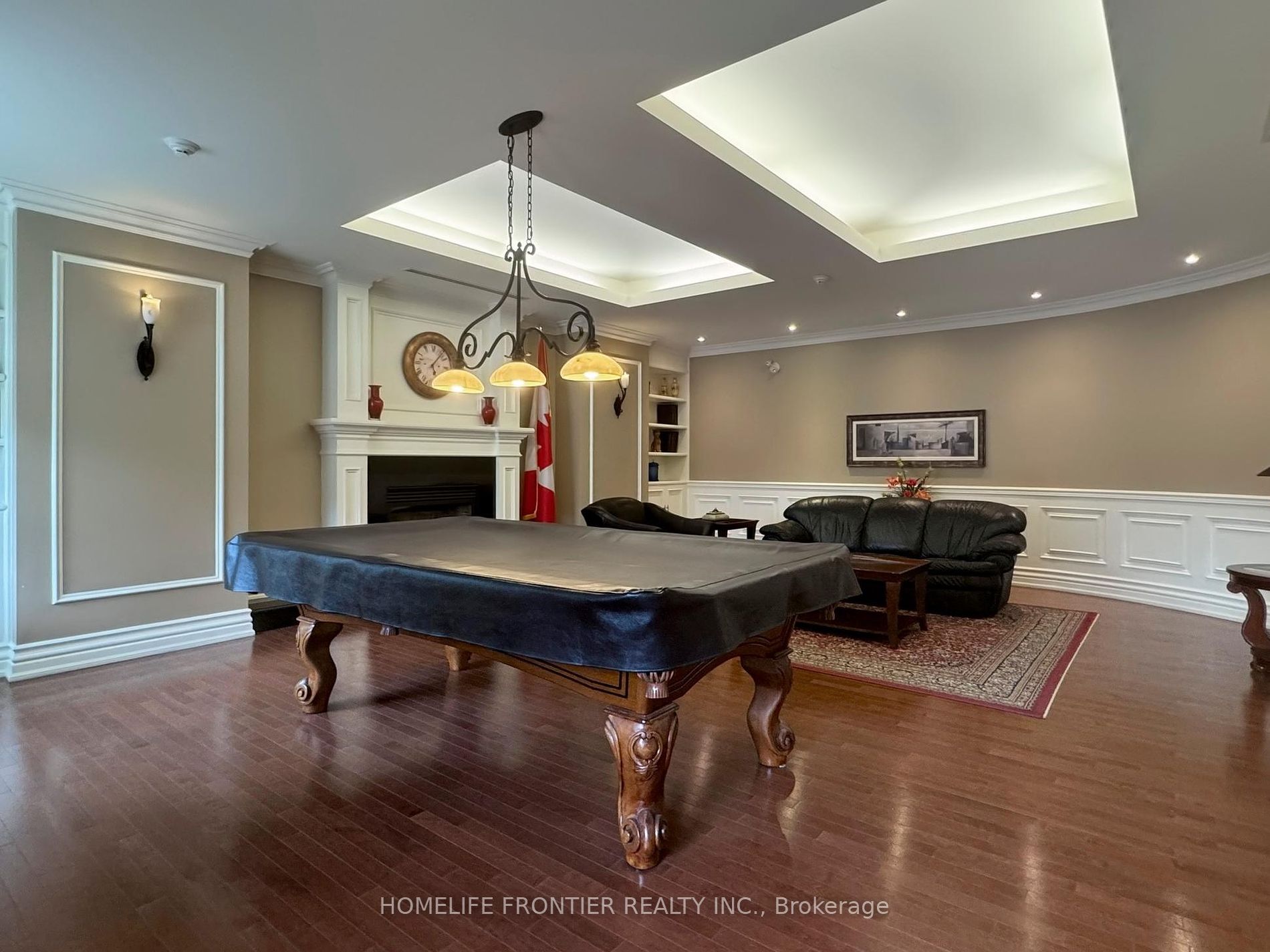 9519 Keele Street, #305