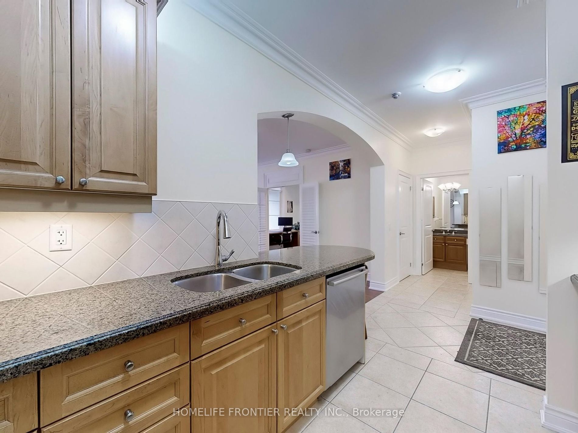 9519 Keele Street, #305