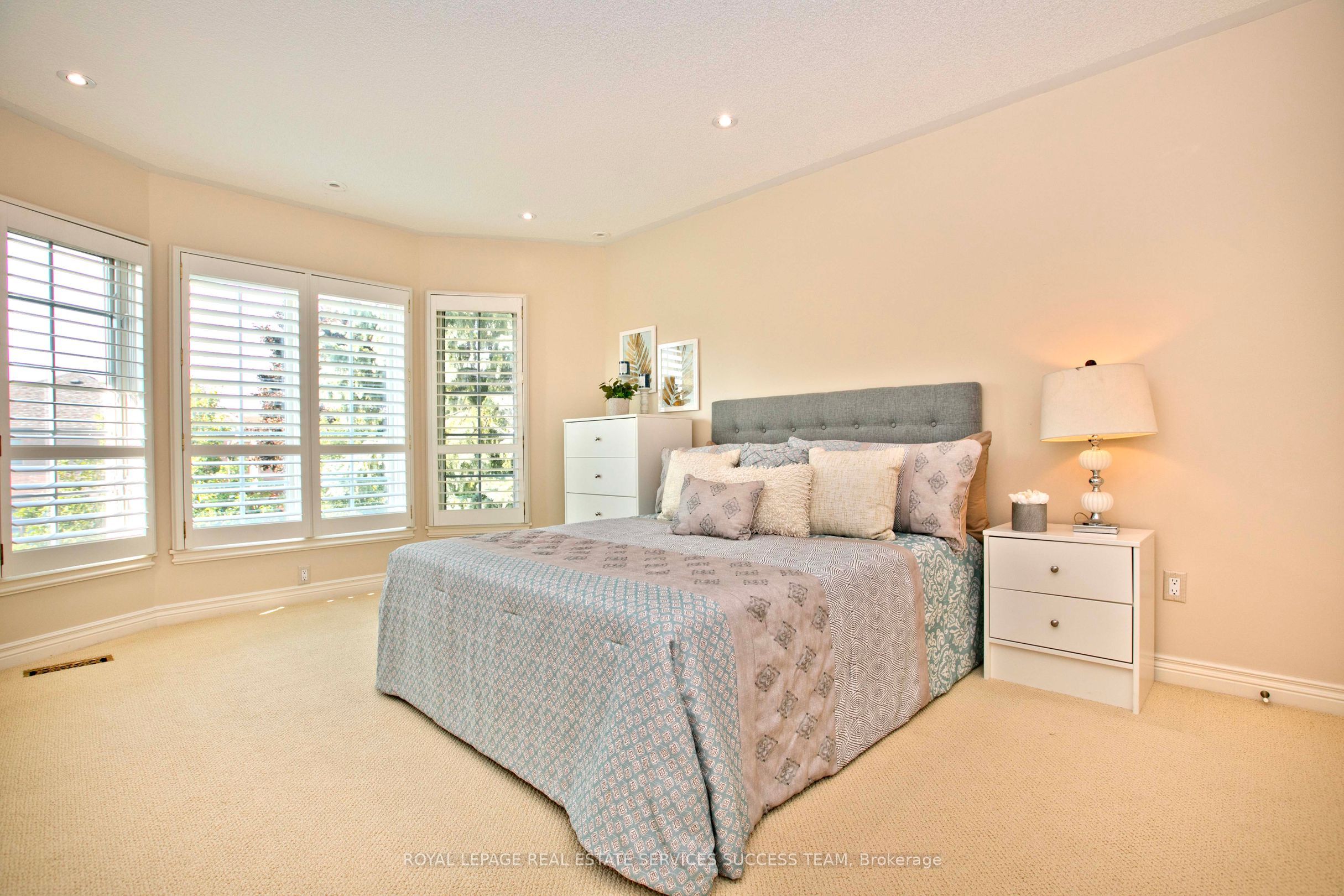 37 Heatherwood Crescent